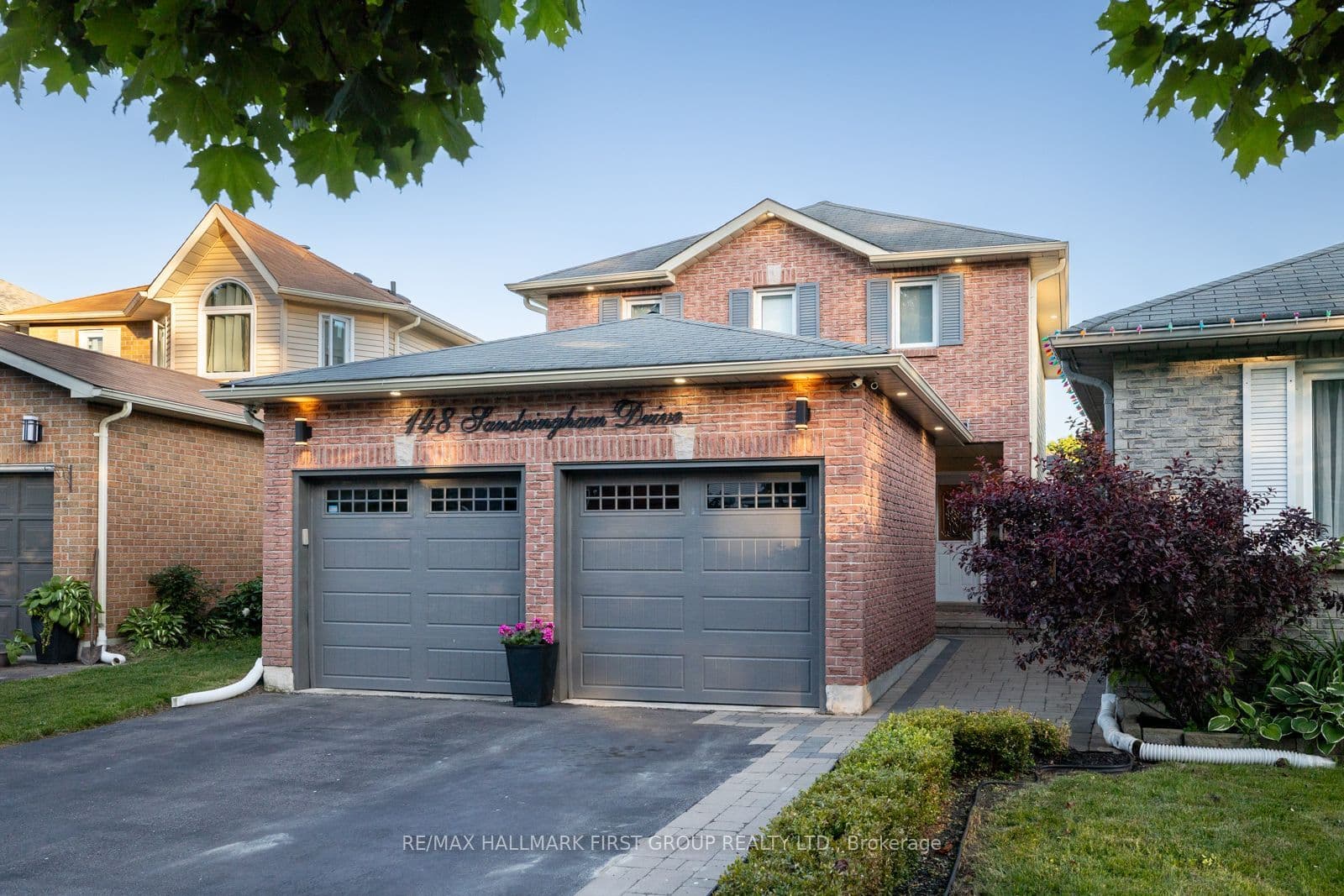148 Sandringham Drive photo 1