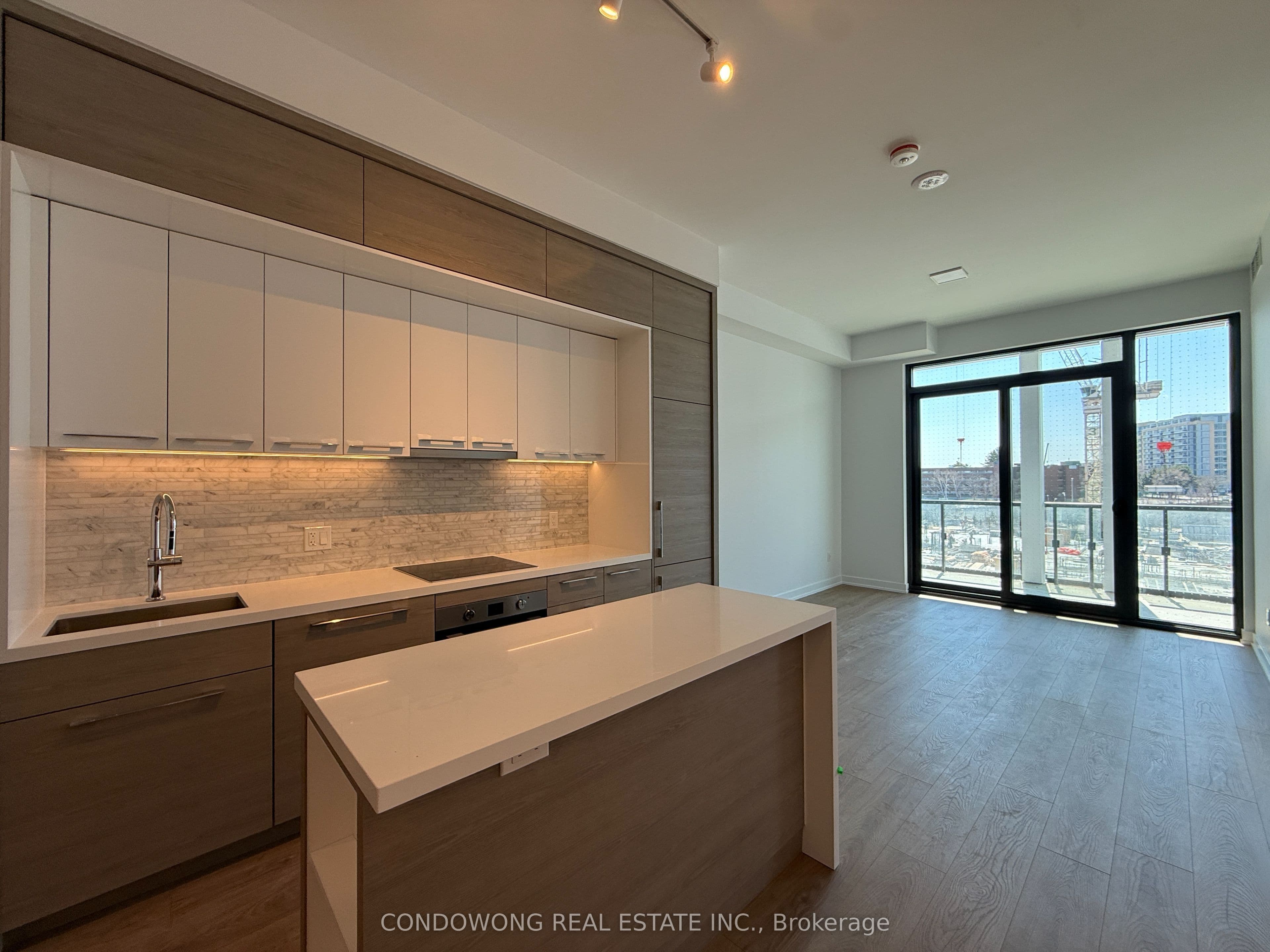 Unit 212 29 Green Trail Court photo 1