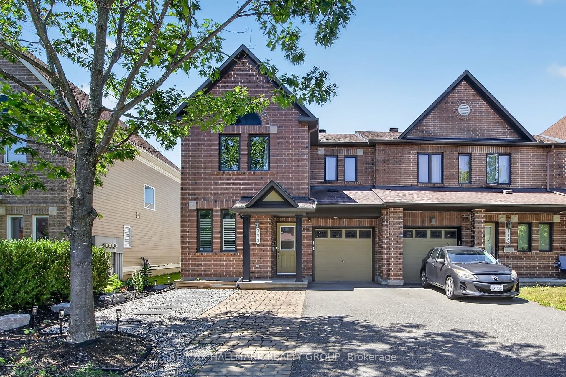 114 Dunforest Terrace photo 1
