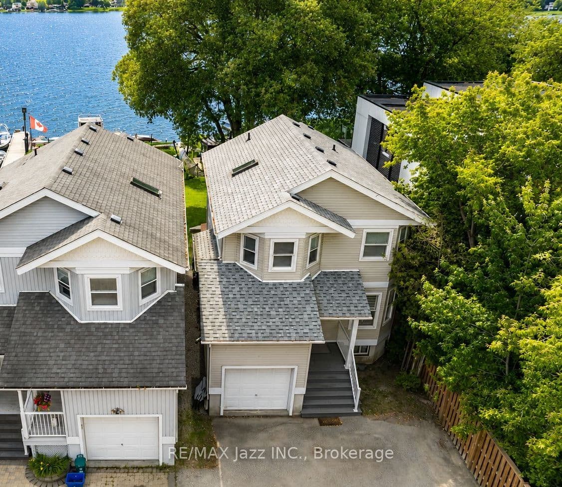 1236 Bayview Street photo 1