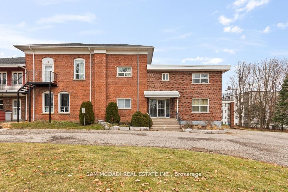 Unit 104 15 Faulkner Street photo 1