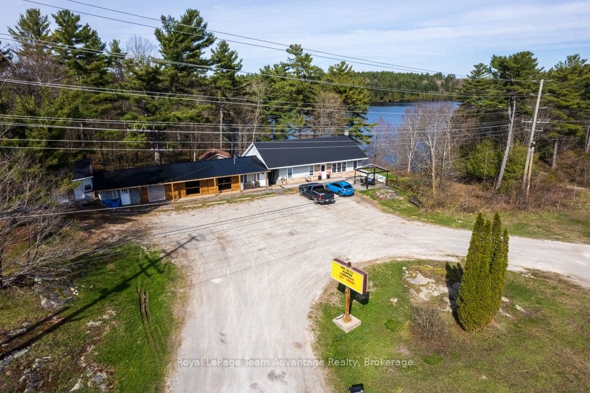 30 OASTLER PARK Drive photo 1