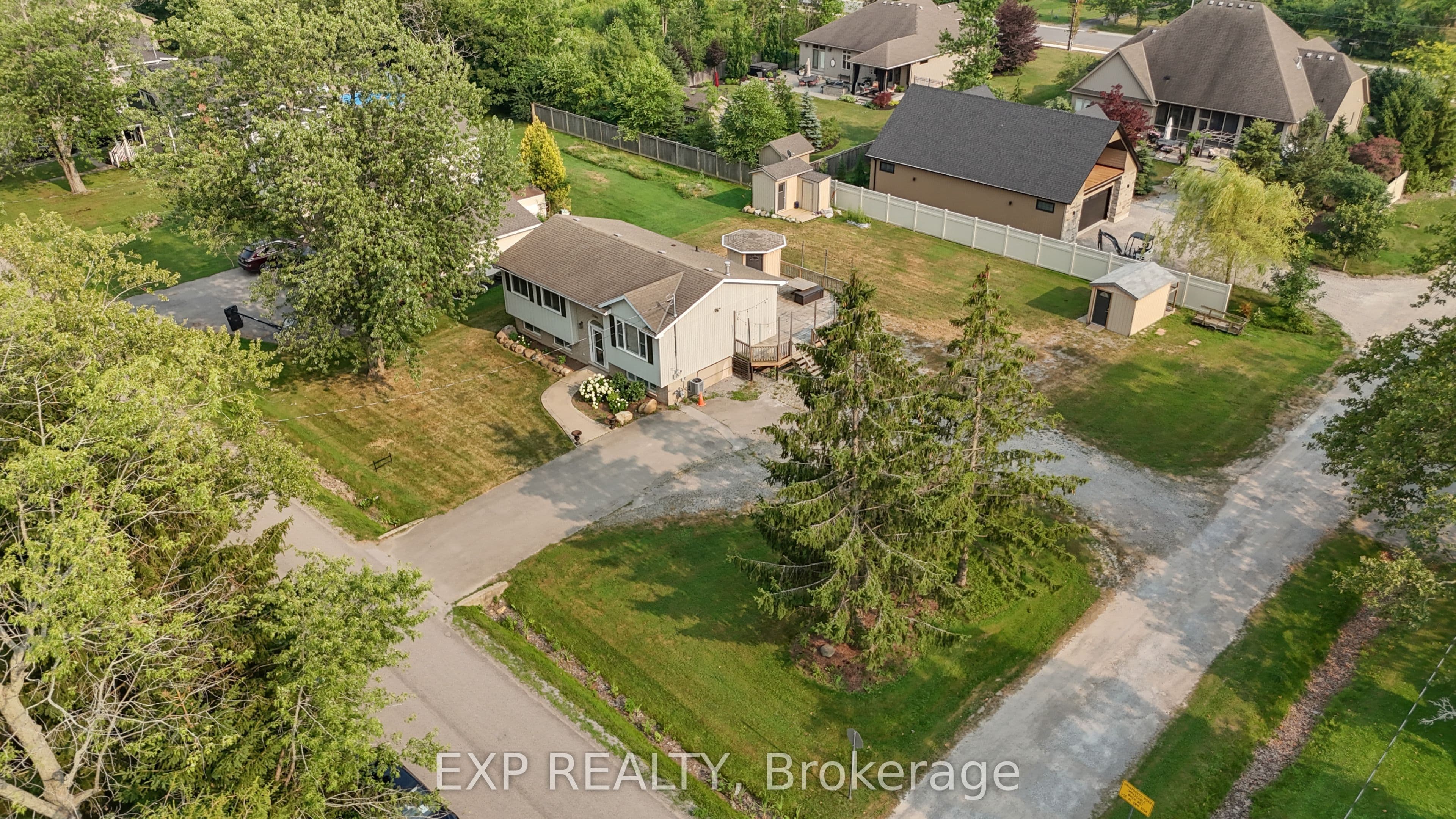3209 YOUNG Avenue photo 1