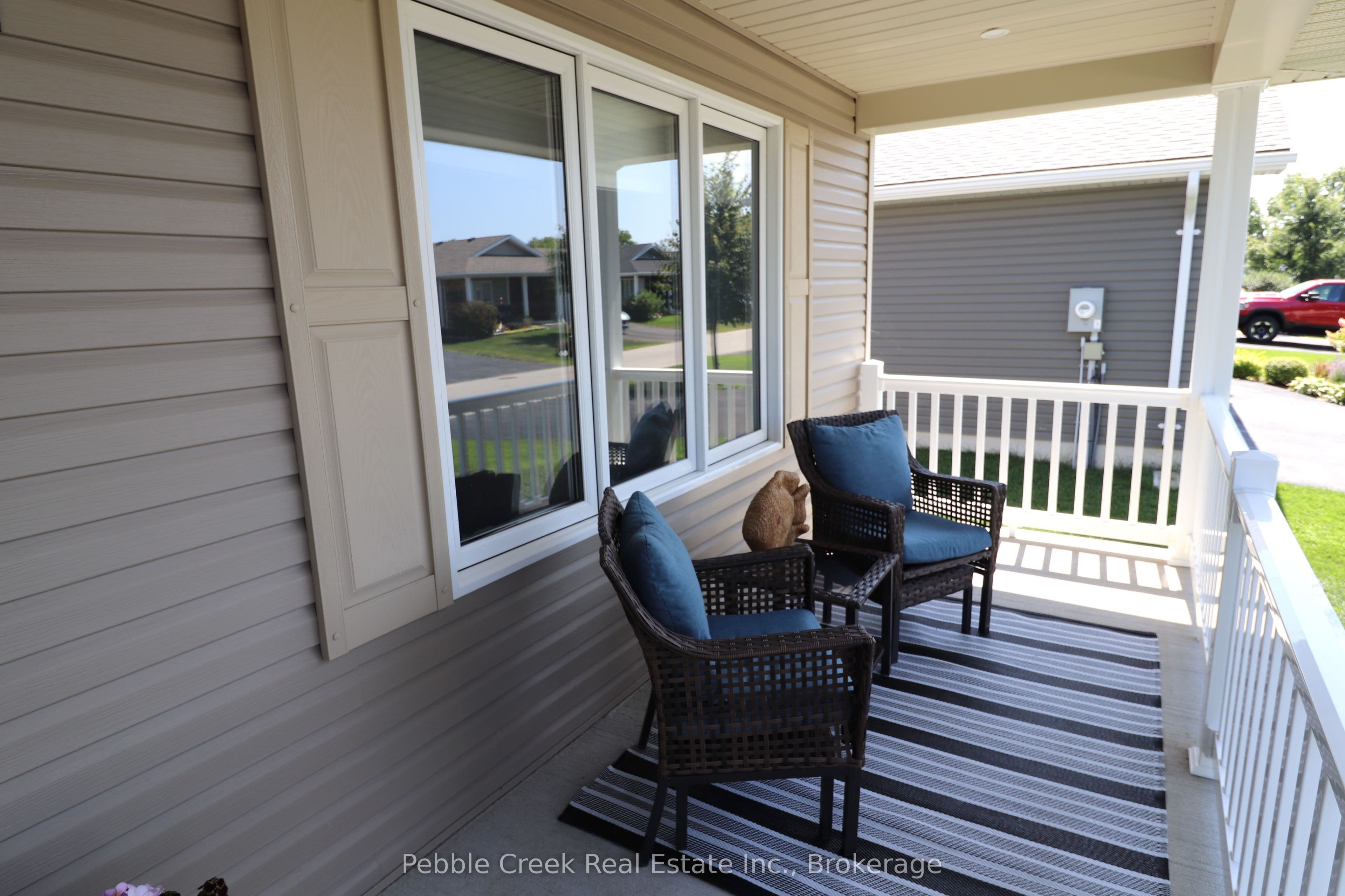 206 Picton Street photo 1