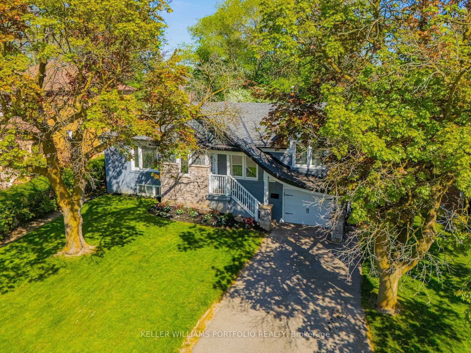81 Lynnhaven Road photo 1