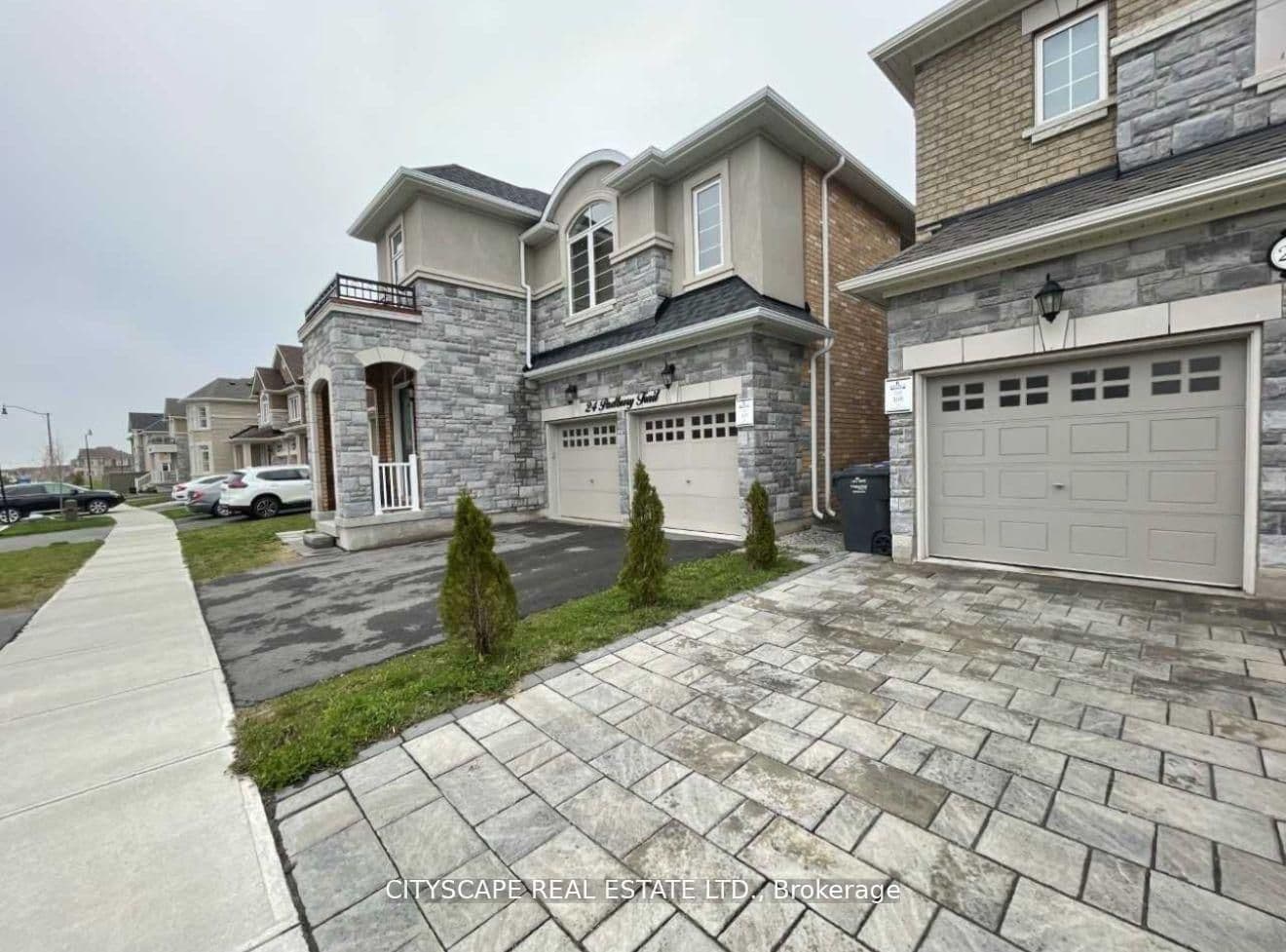 26 Padbury Trail photo 1