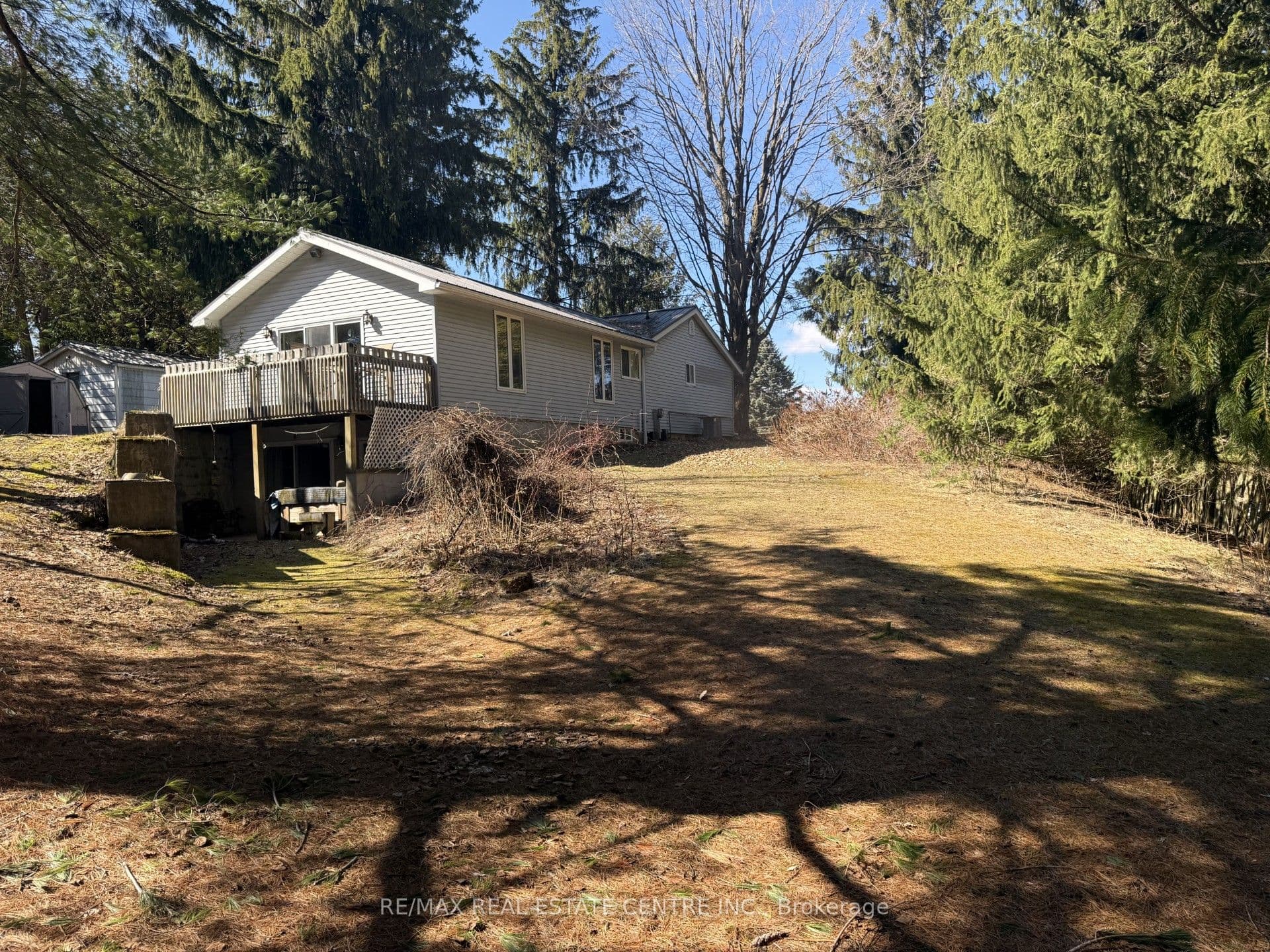 21 Mccutcheon Road photo 1
