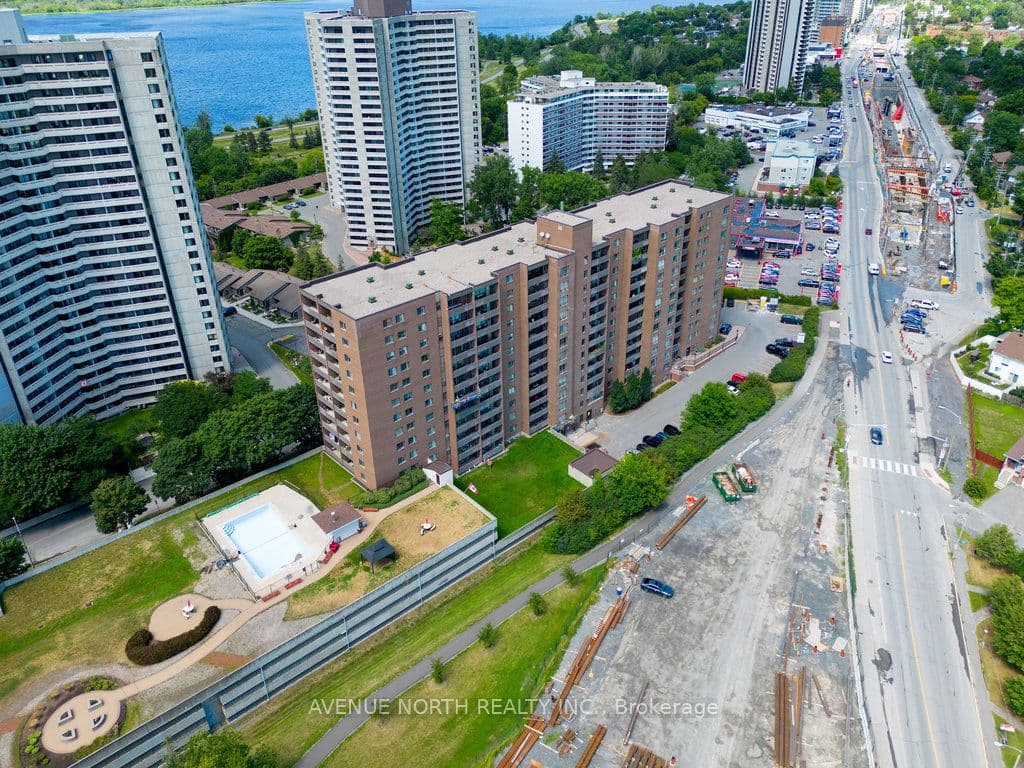 Unit 708 1100 Ambleside Drive photo 1