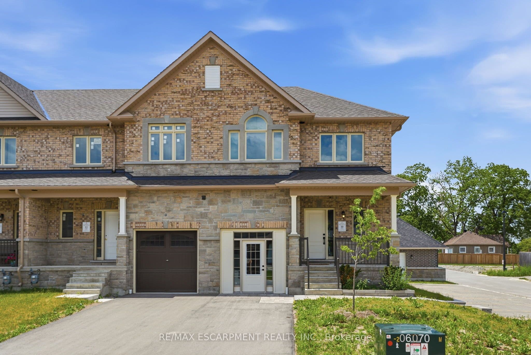 25 Rainey Drive photo 1