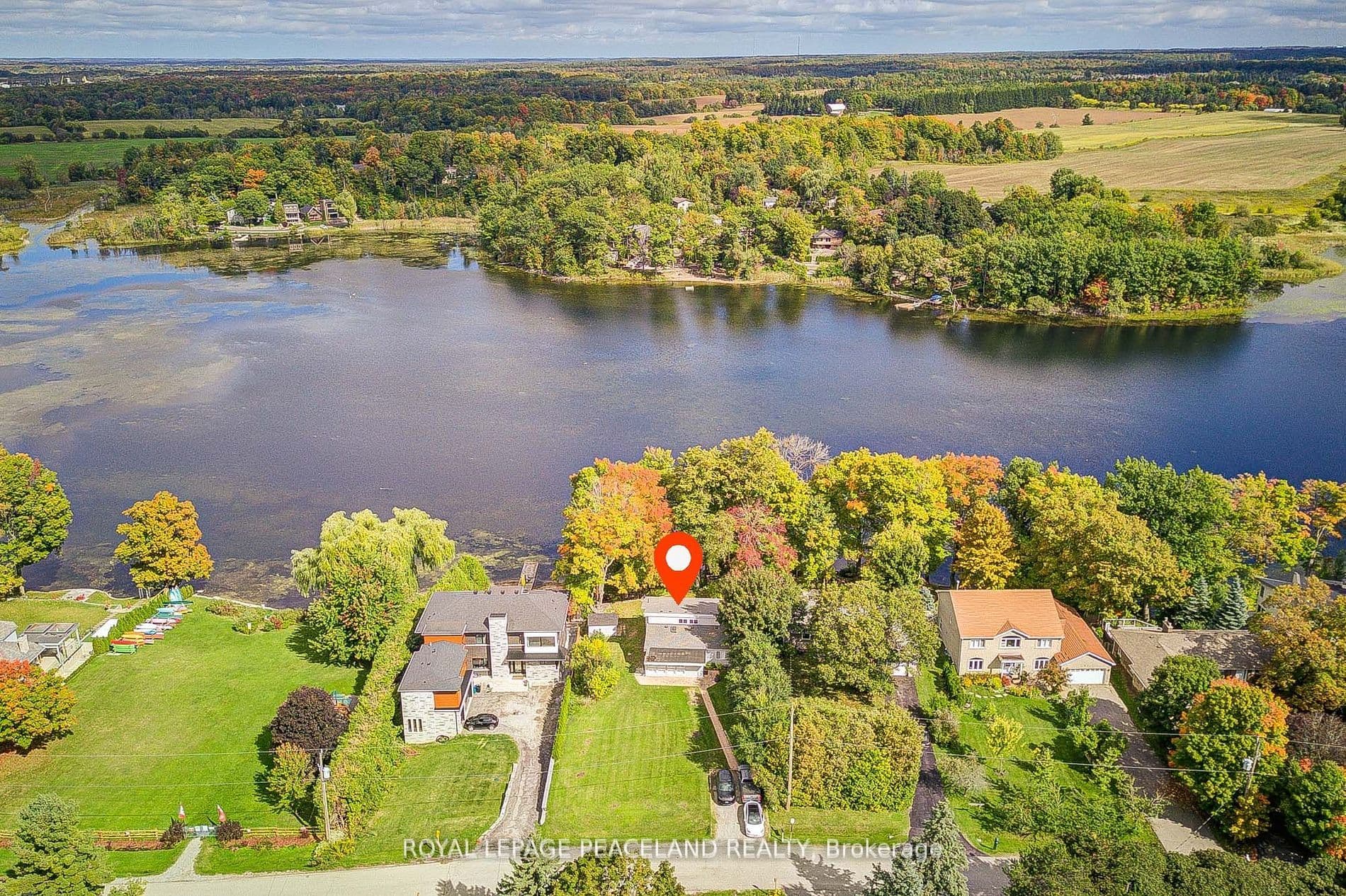 38 Lakeview Avenue photo 1