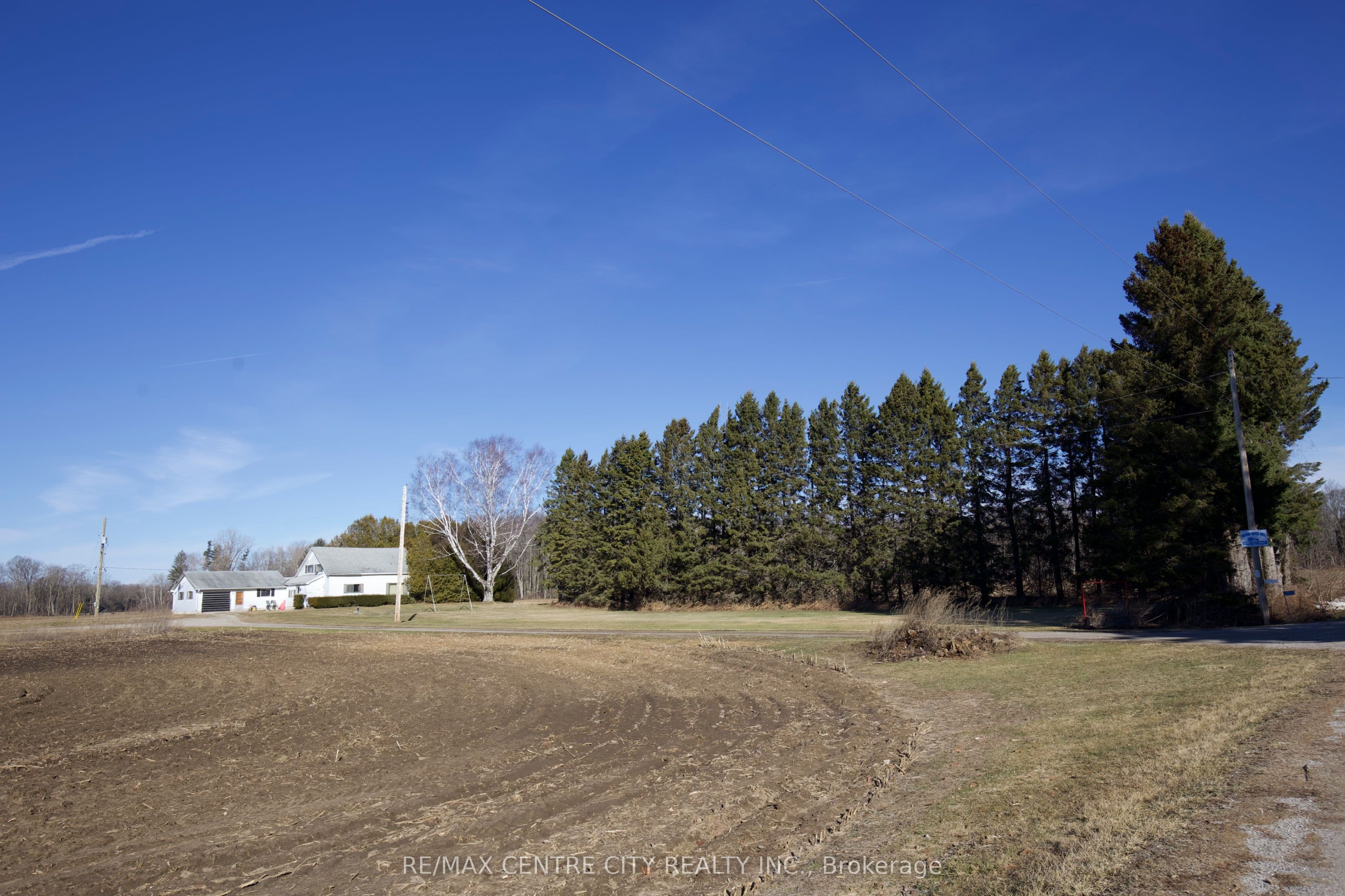 7923 Coyle Road photo 1