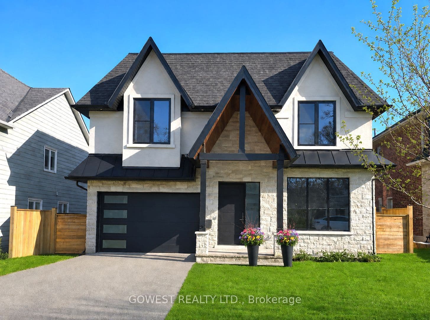 402 Niar Avenue photo 1