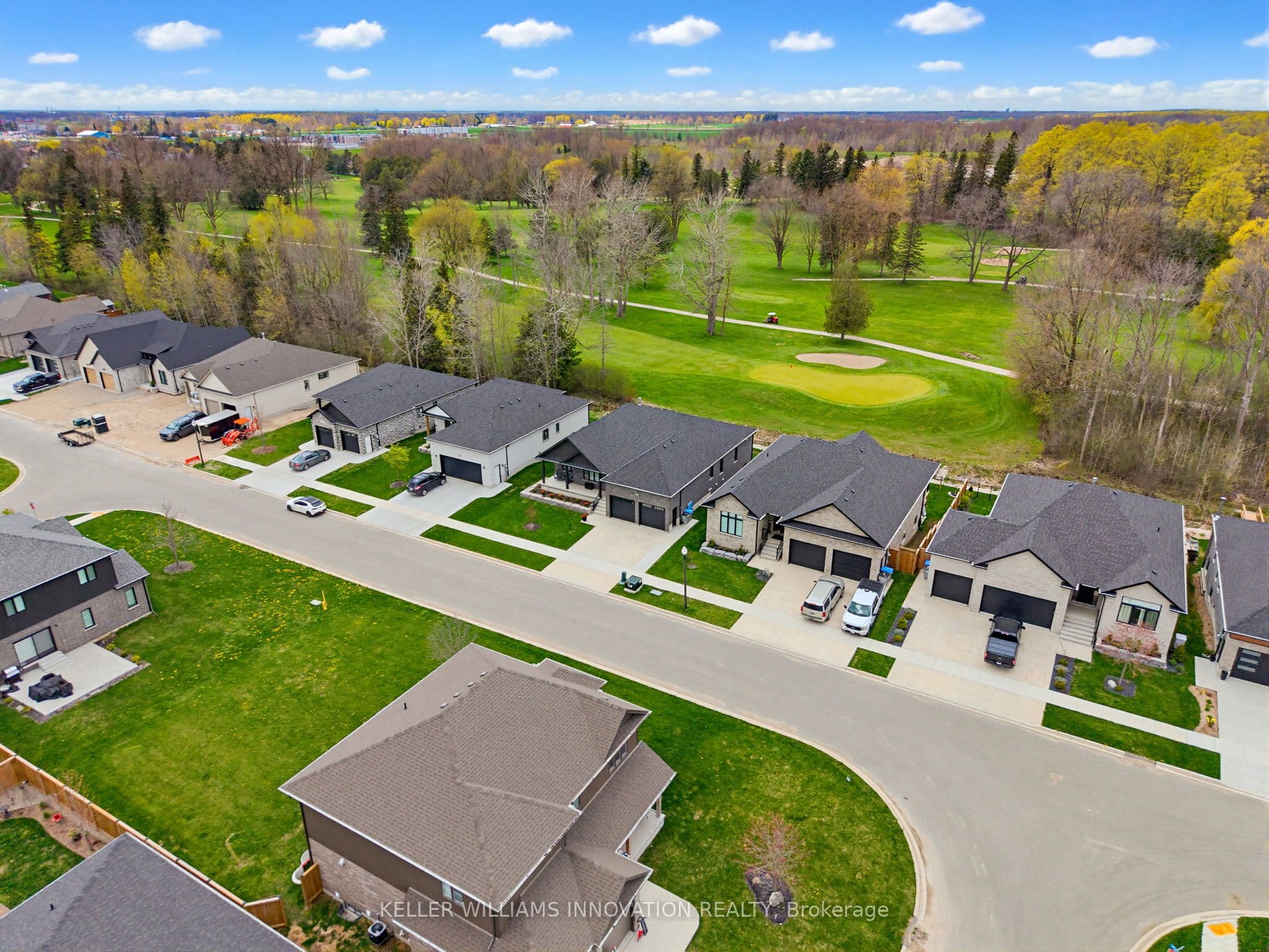 37 Gilmer Crescent photo 1