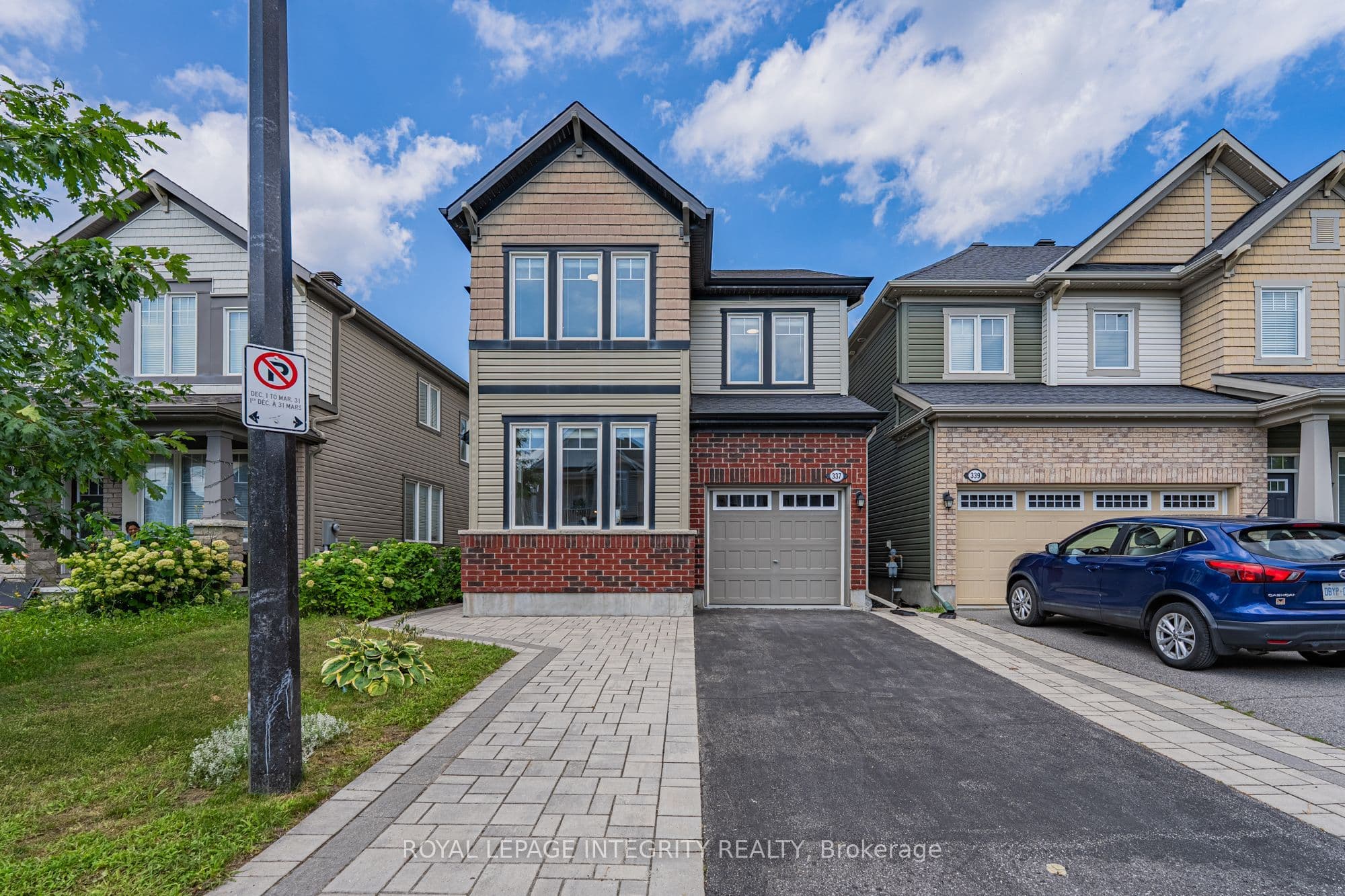337 MEADOWBREEZE Drive photo 1
