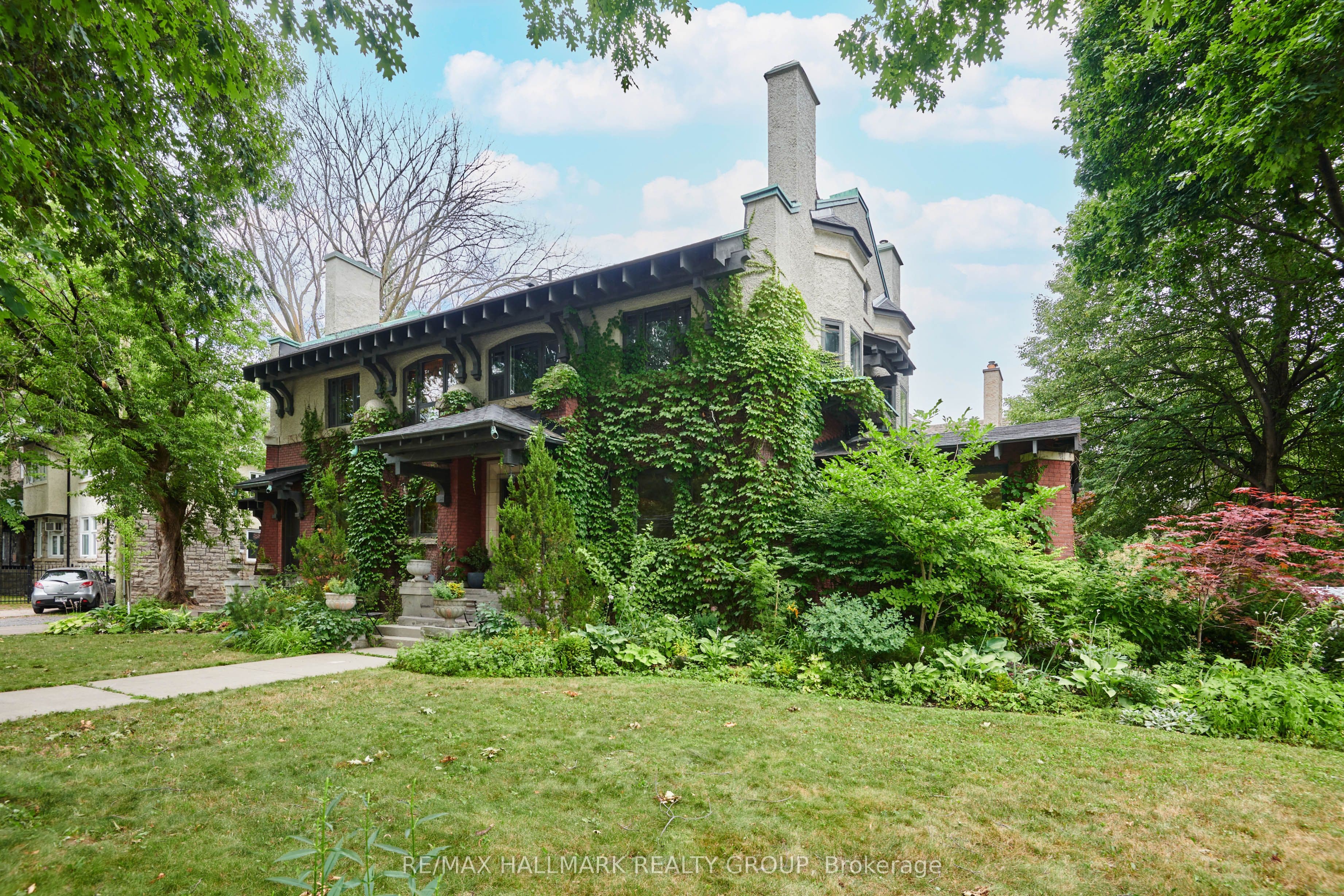 517 O'Connor Street photo 1