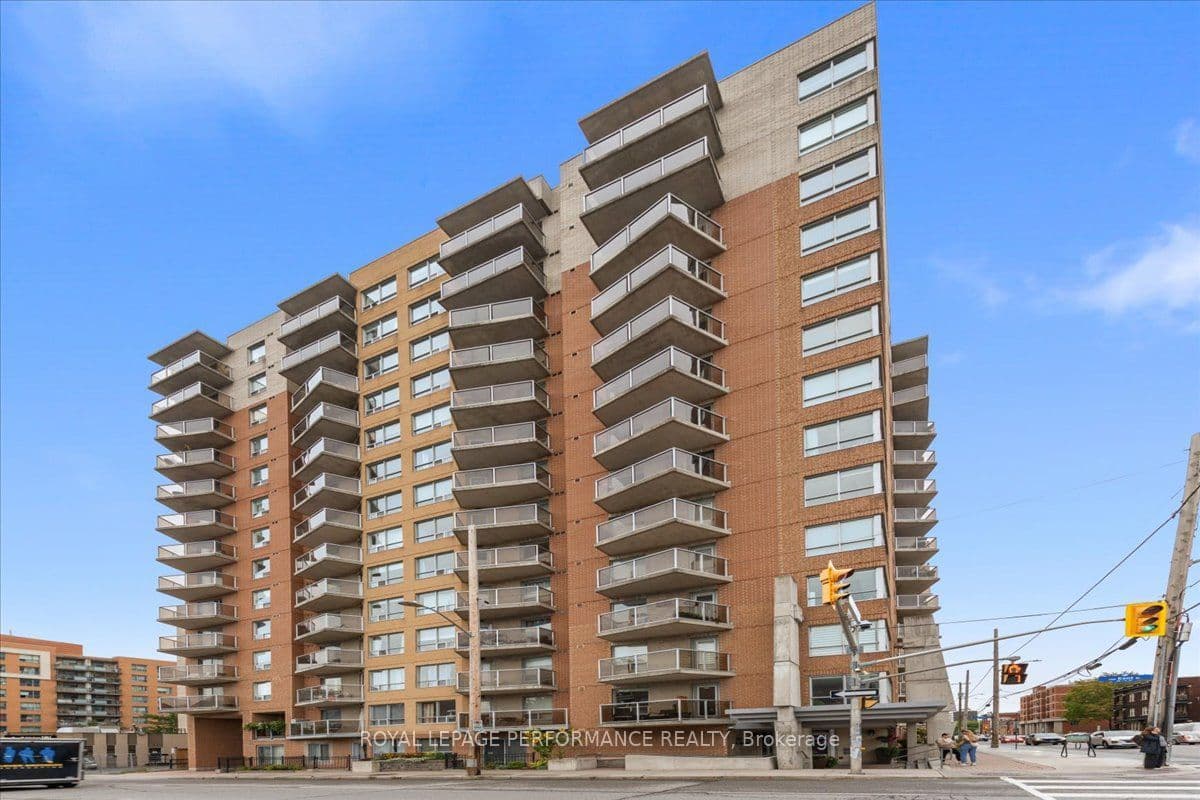 Unit 207 429 Somerset Street photo 1