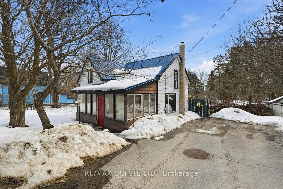 163 Main Street photo 1