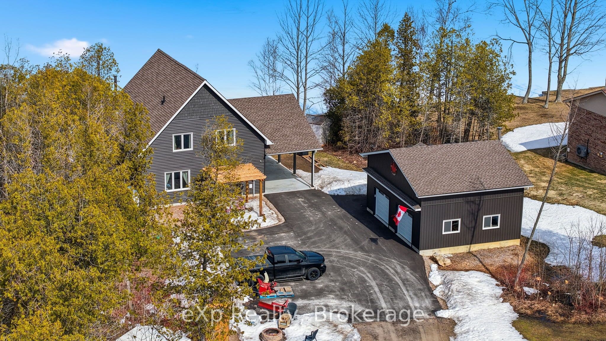 2941 Bruce Road 13 Road photo 1