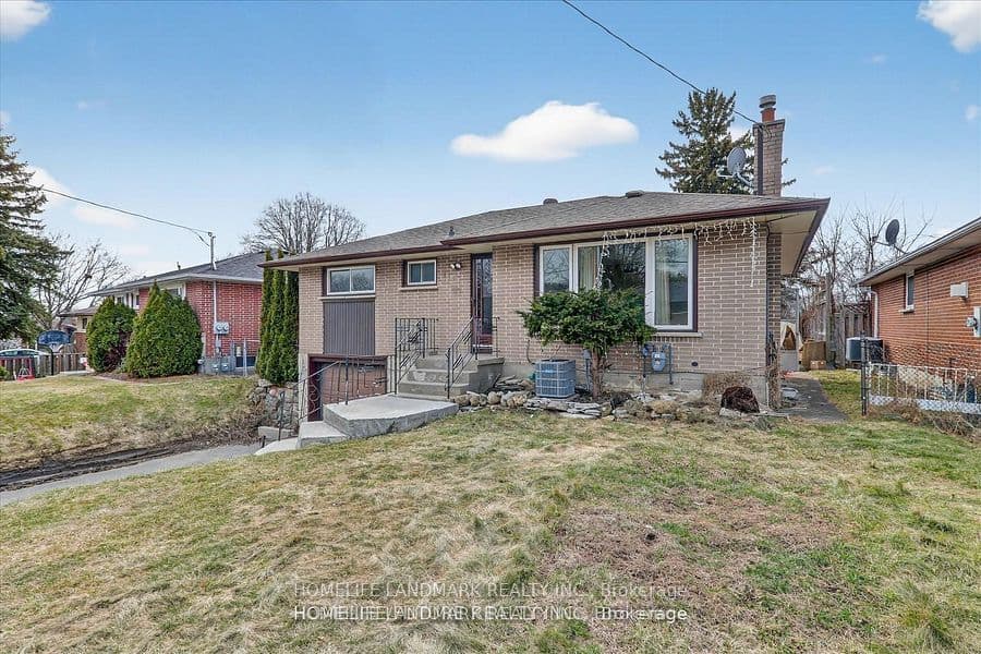 146 Oriole Street photo 1
