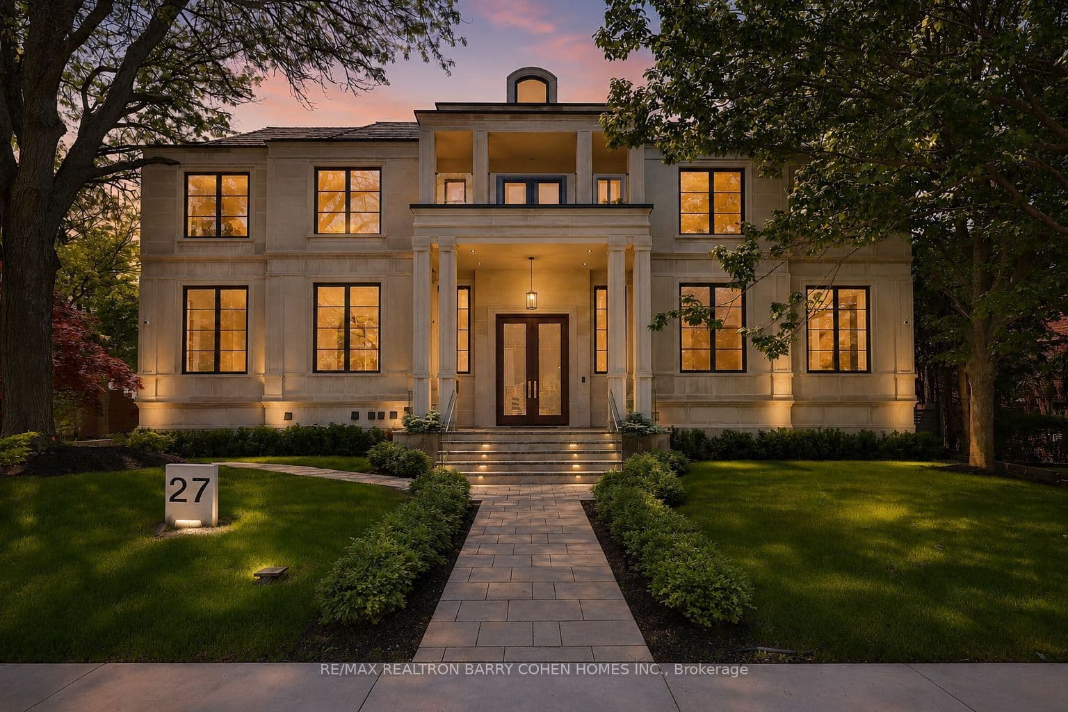 27 Penwood Crescent photo 1