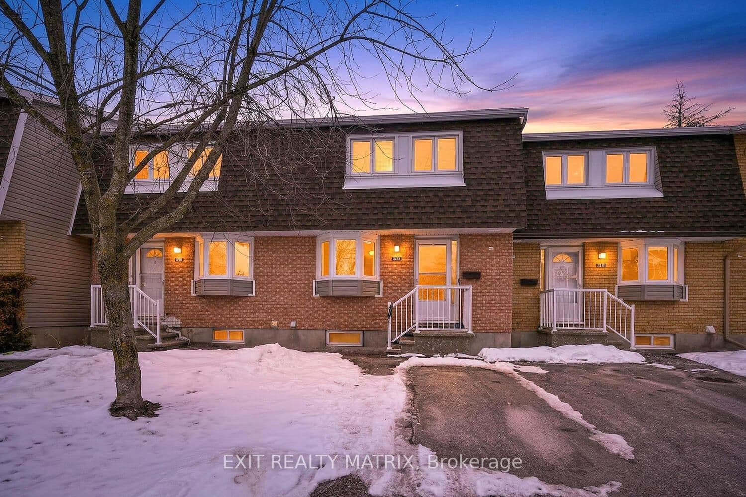 Unit F 1777 Lamoureux Drive photo 1