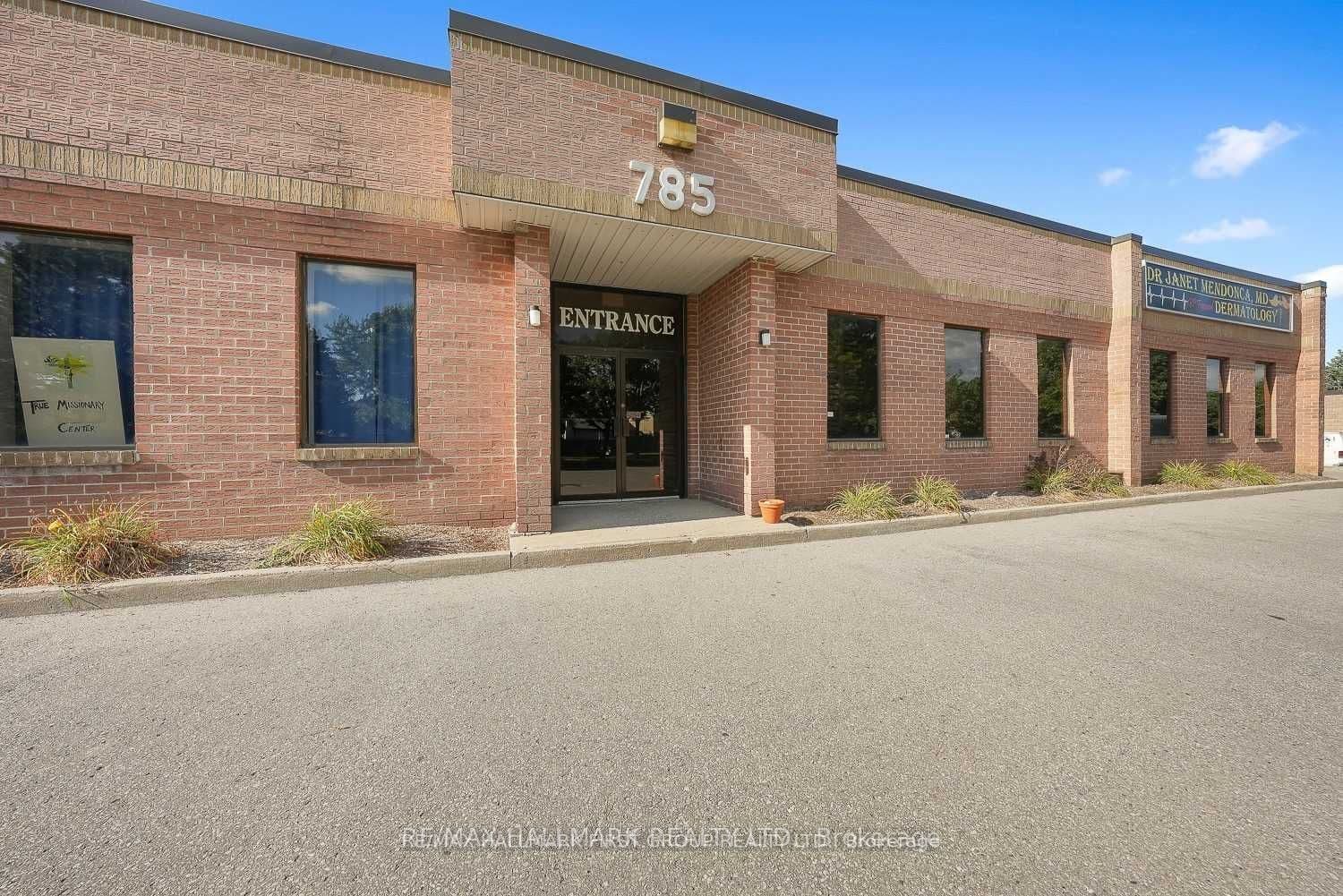 Unit 5 785 Westney Road photo 1