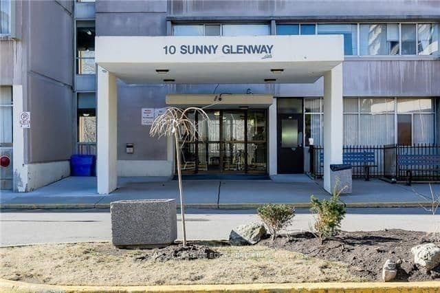 Unit 1110 10 Sunny Glenway photo 1