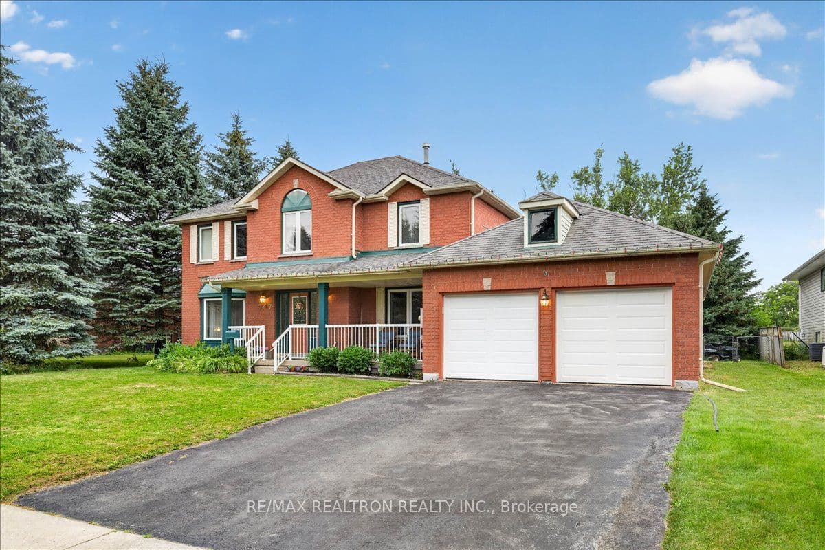 2767 Shering Crescent photo 1