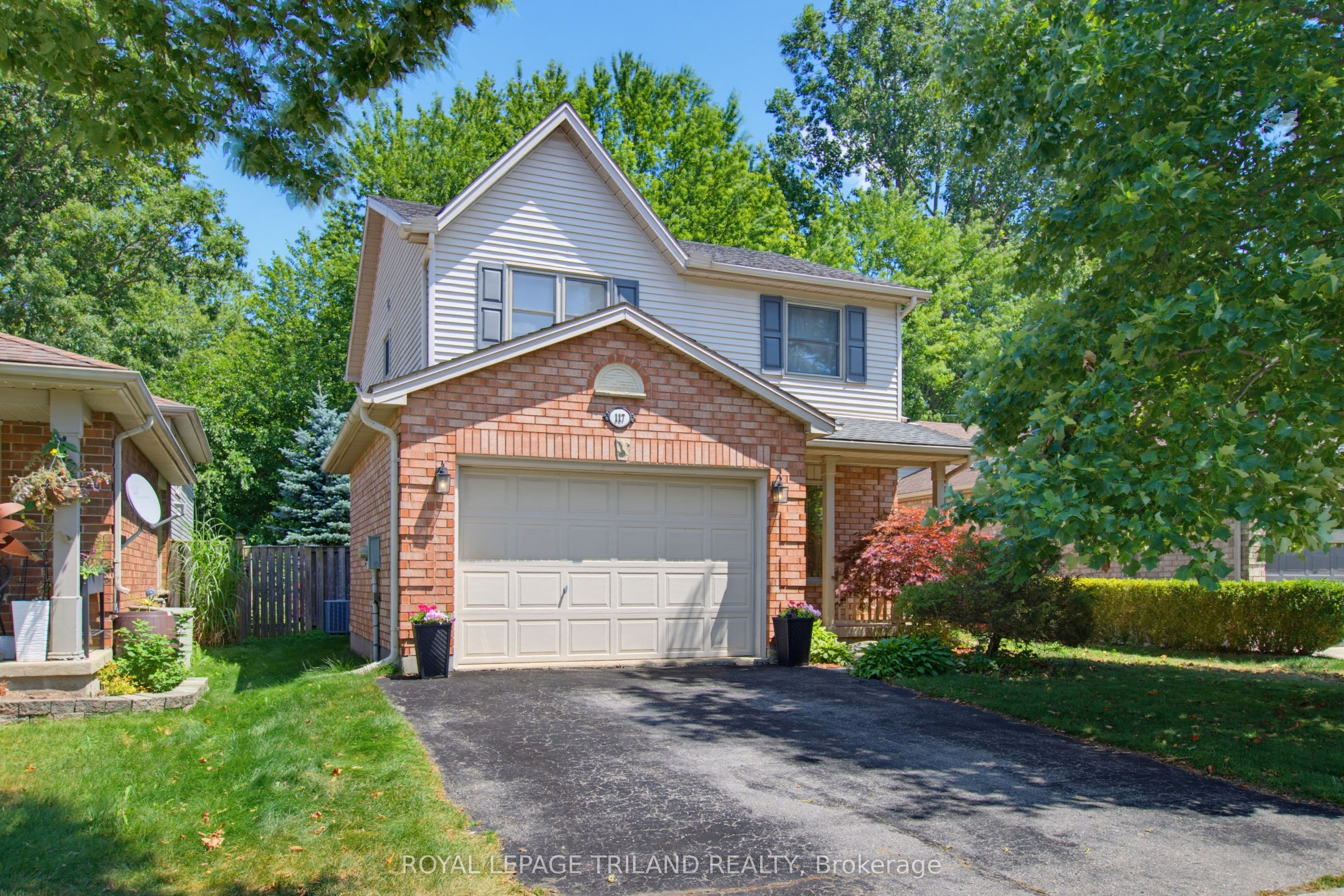 117 Bournemouth Drive photo 1