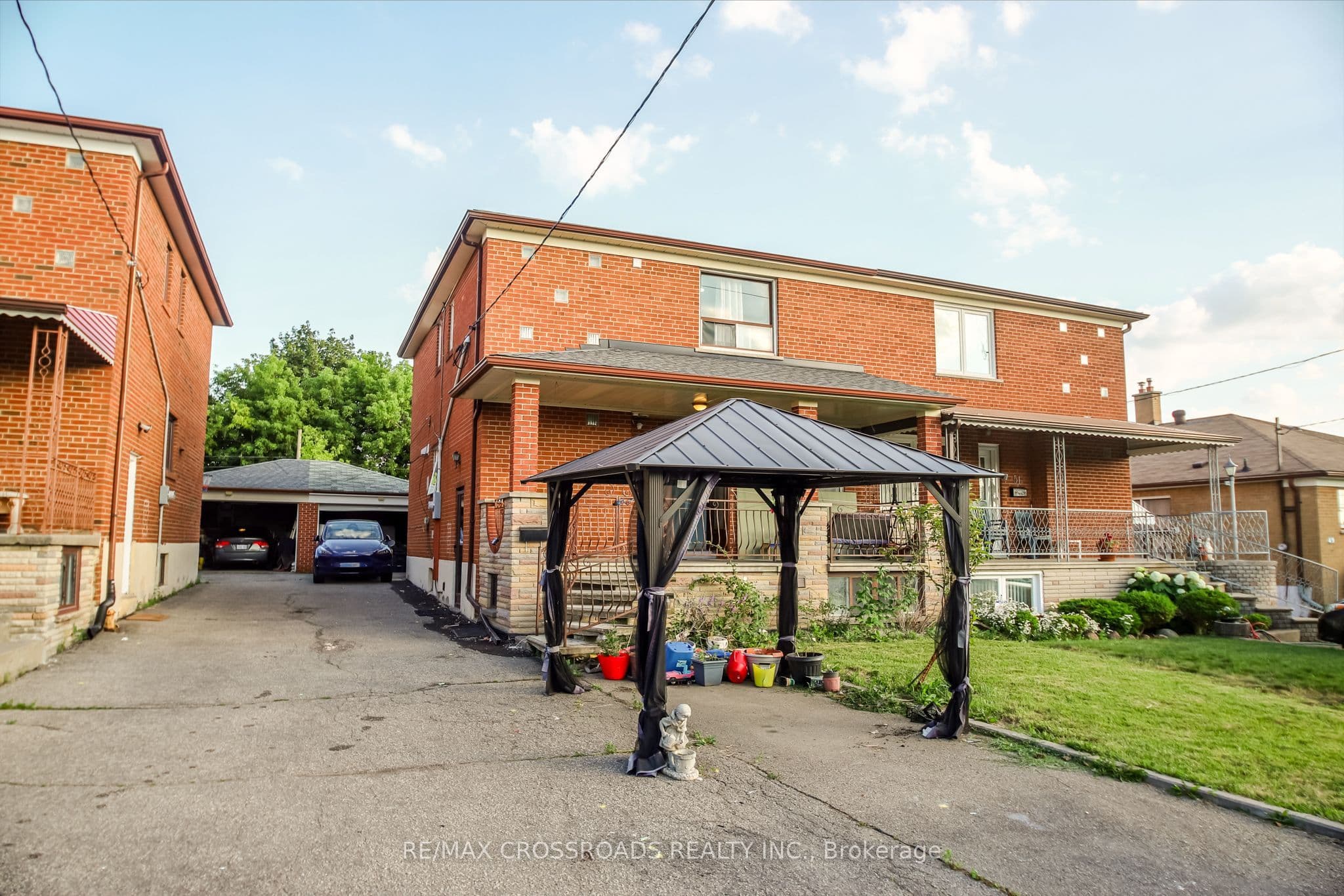 53 Giltspur Drive photo 1