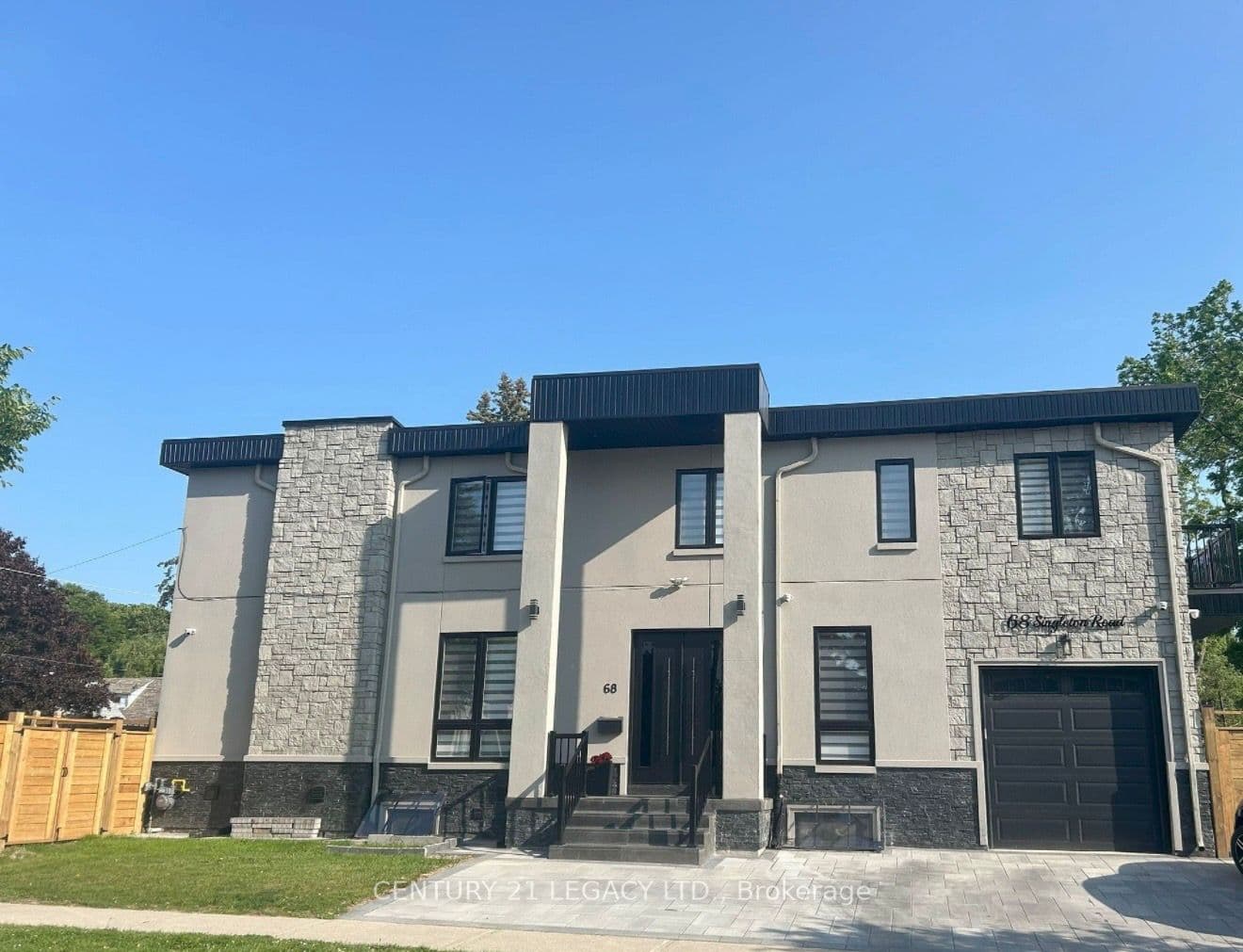 68 Singleton Road photo 1
