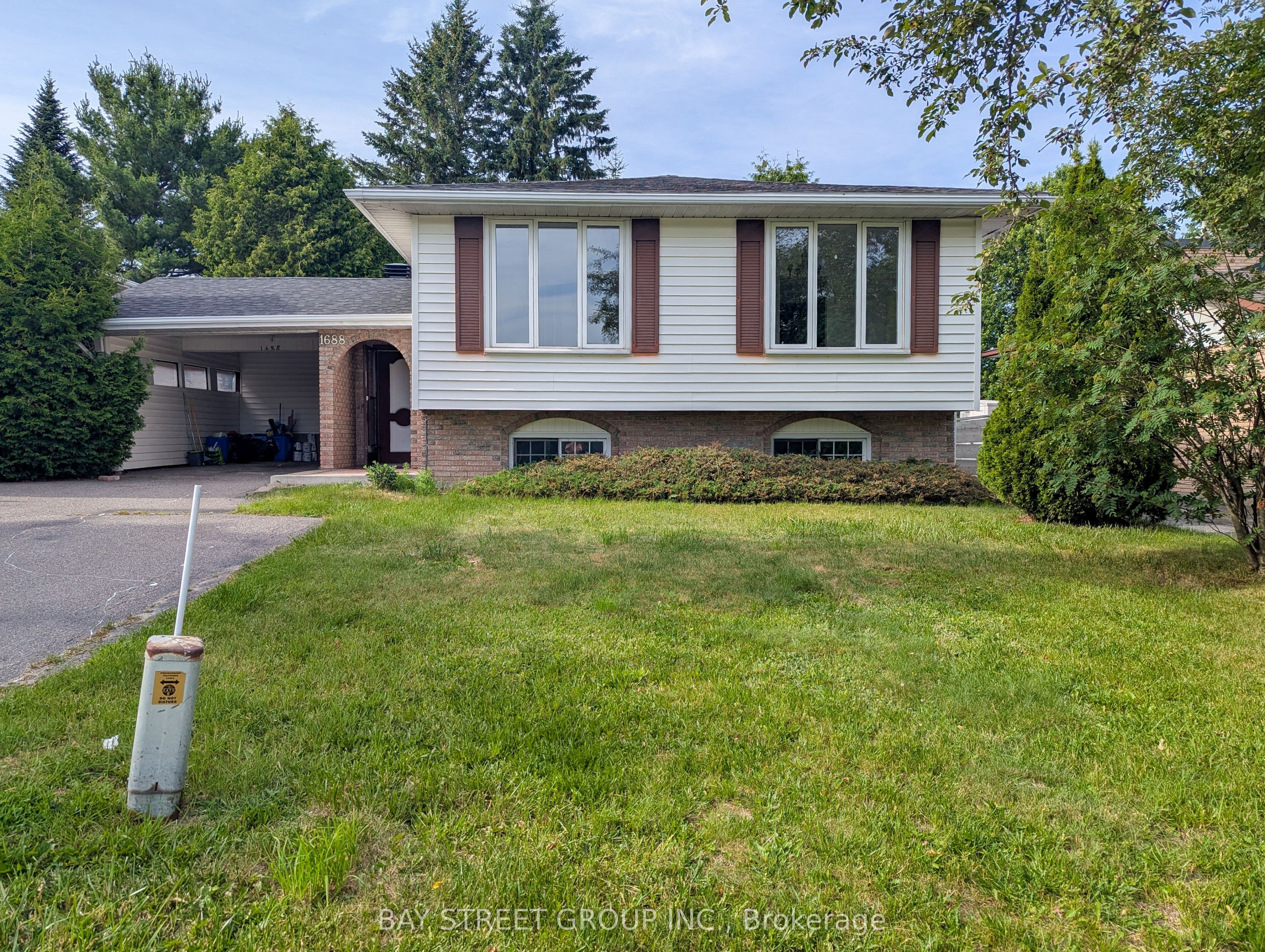 1688 Lamothe Street photo 1