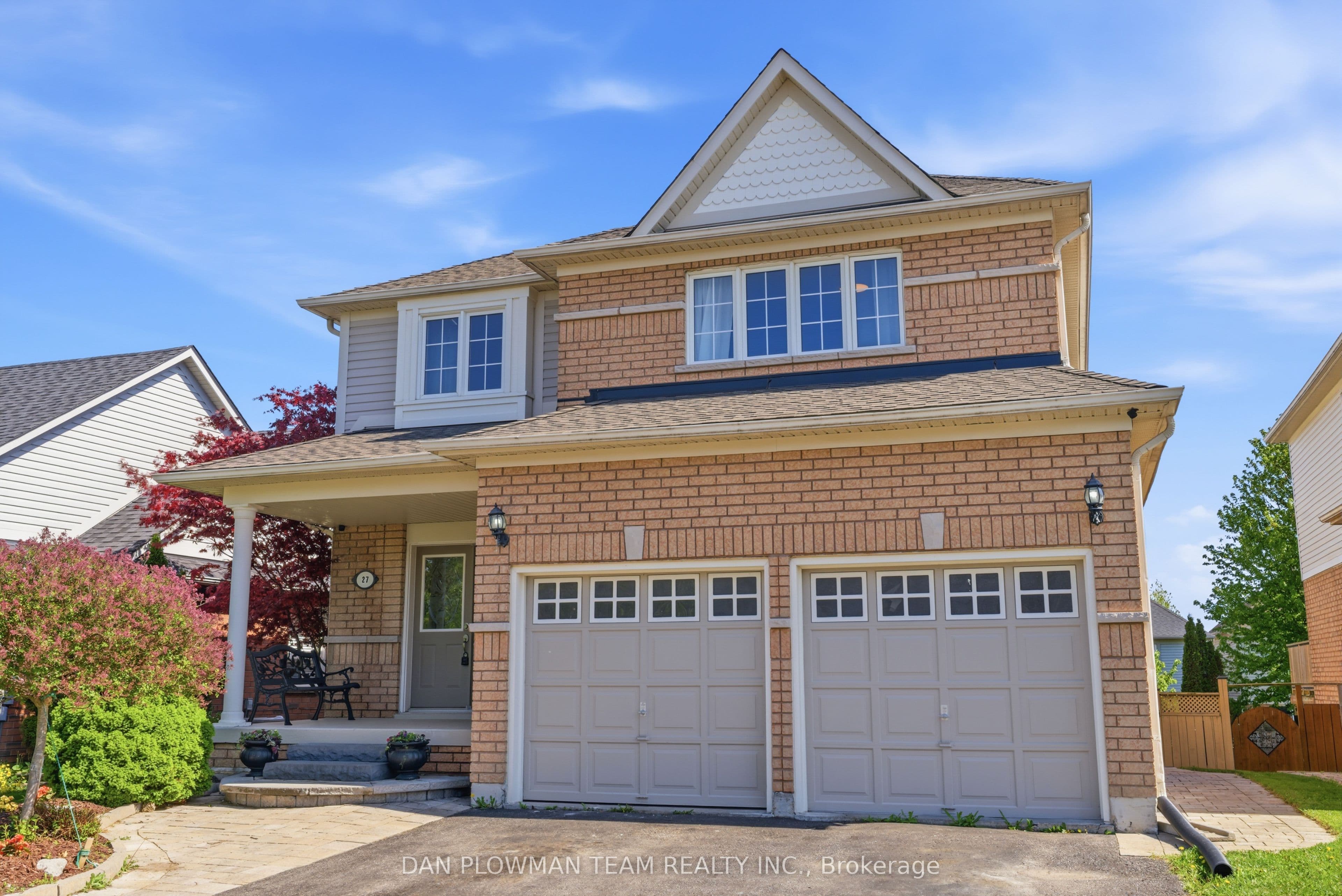 27 Hockley Avenue photo 1