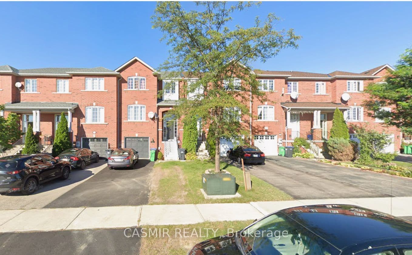 827 Escobar Crescent photo 1