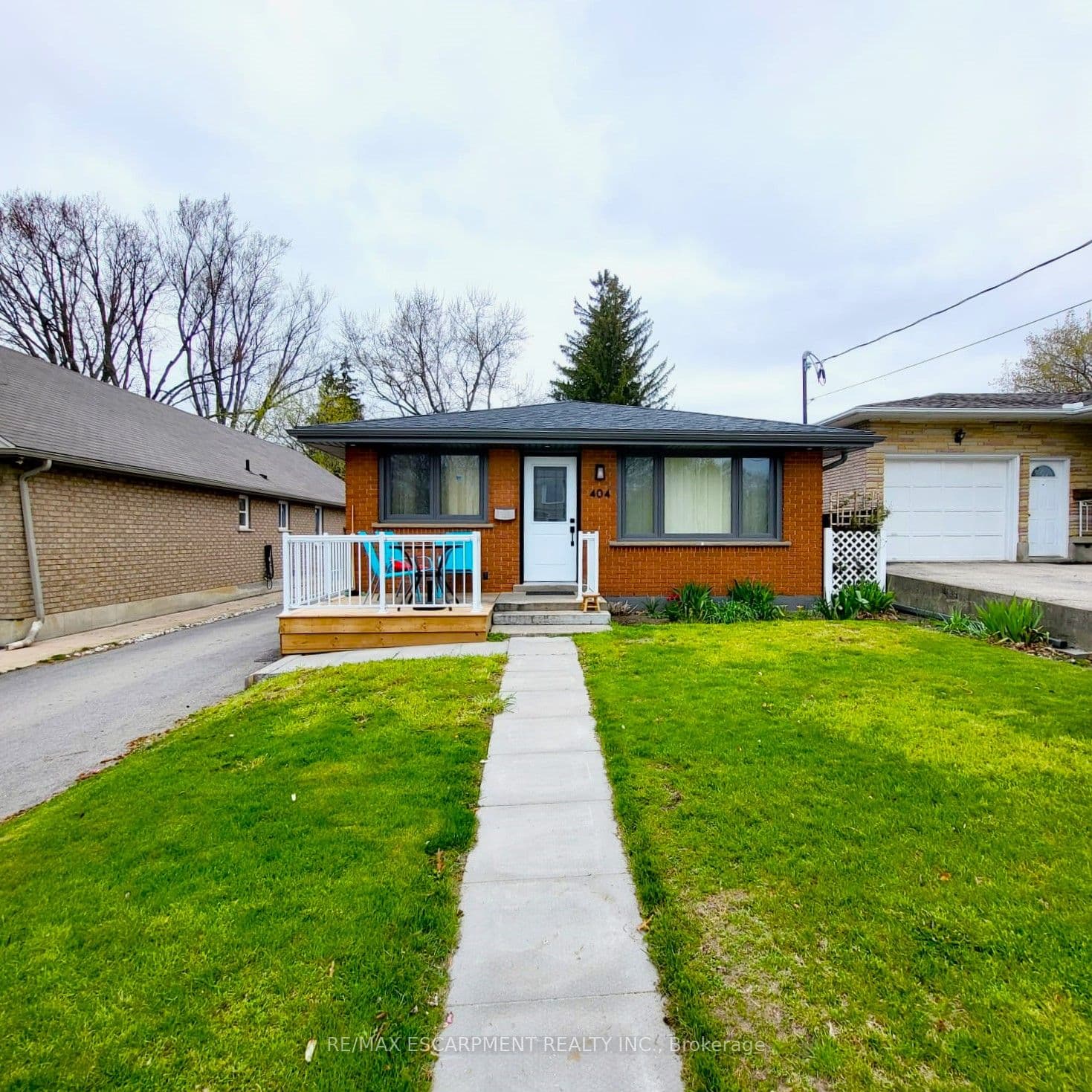 Unit LOWER 404 Nelson Street photo 1
