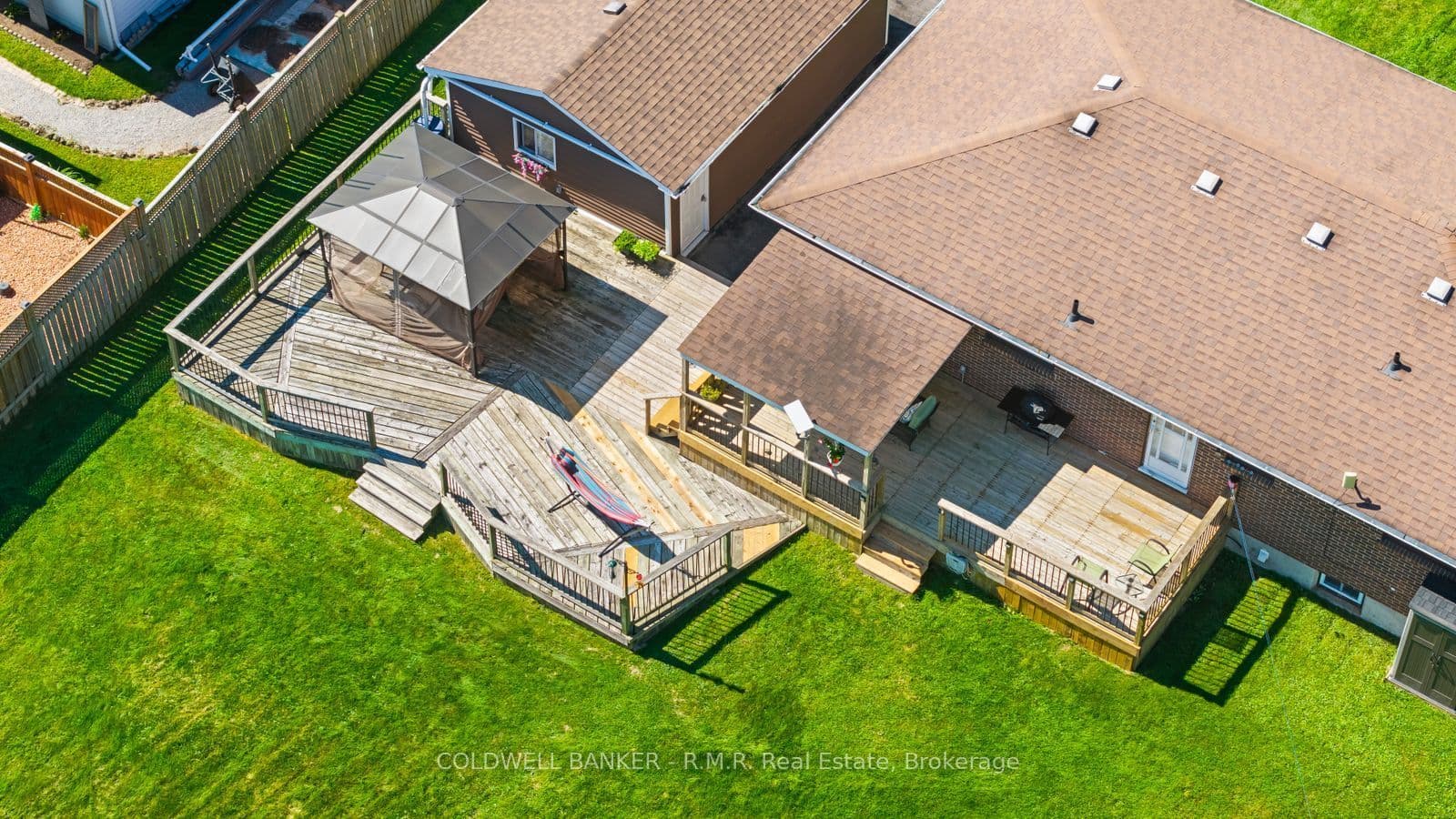 453 Brimley Road photo 1