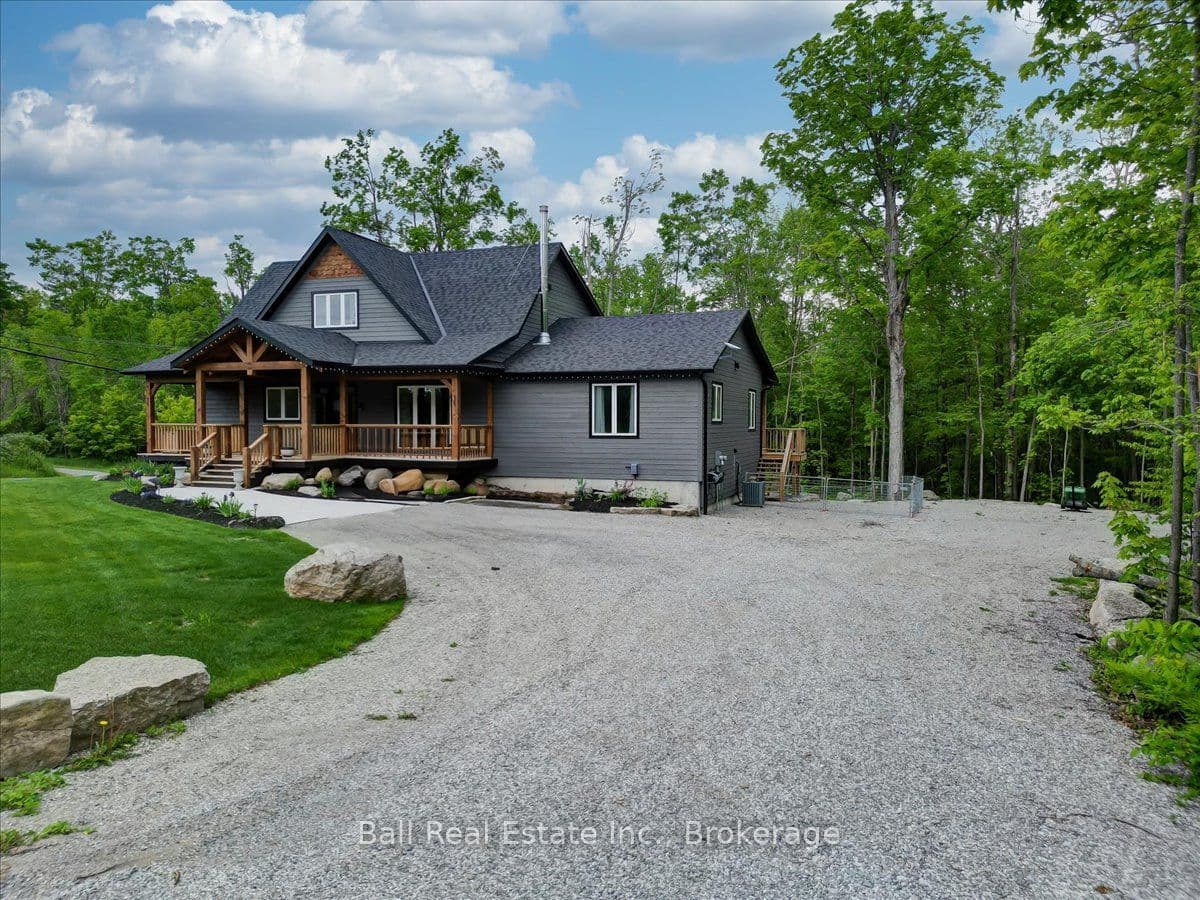 18 Six Foot Bay Road photo 1