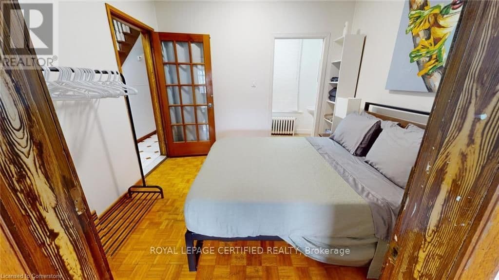 36 Mitchell Avenue photo 1