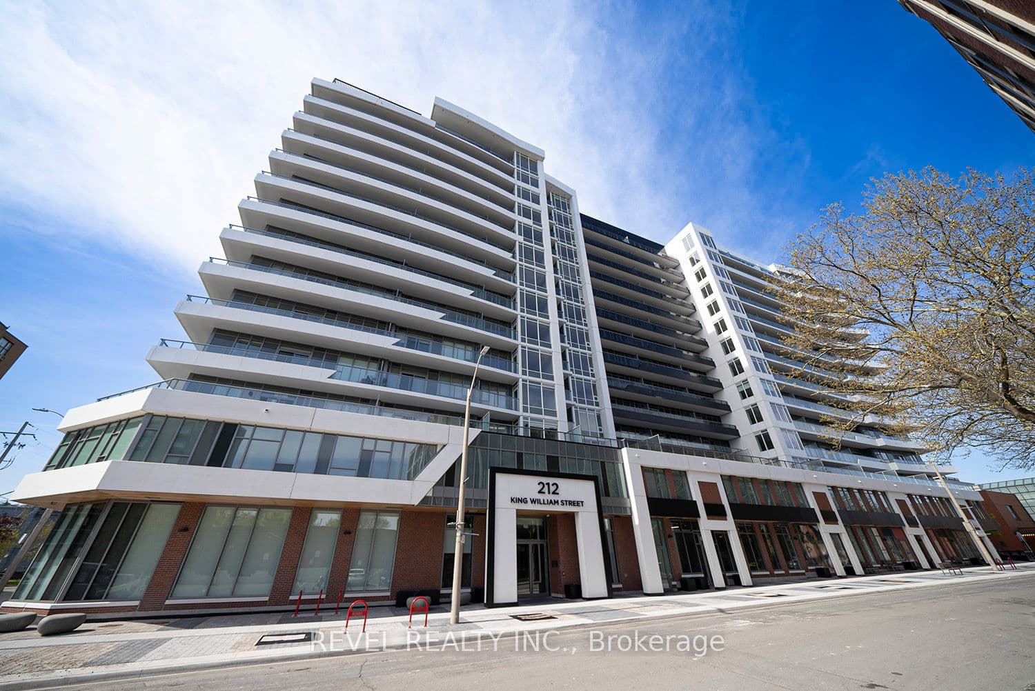 Unit 823 212 King William Street photo 1
