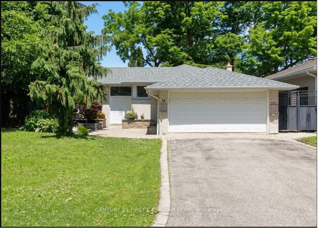 Unit lower 54 Waterford Drive photo 1