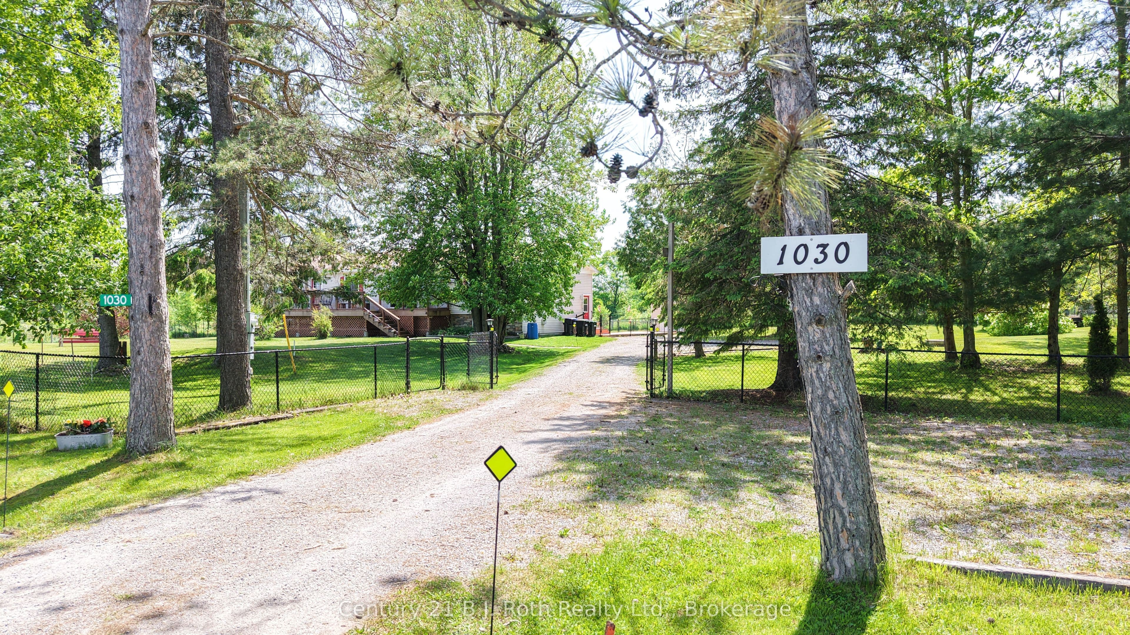 1030 Dunns Line photo 1