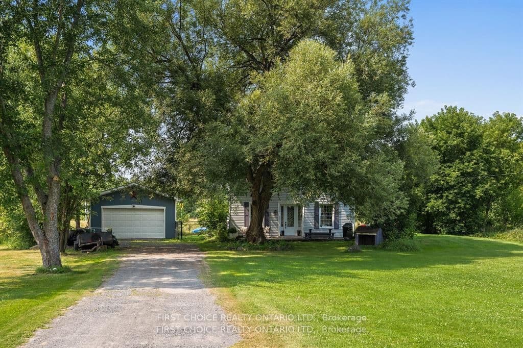 8 Campbell Reid Court photo 1