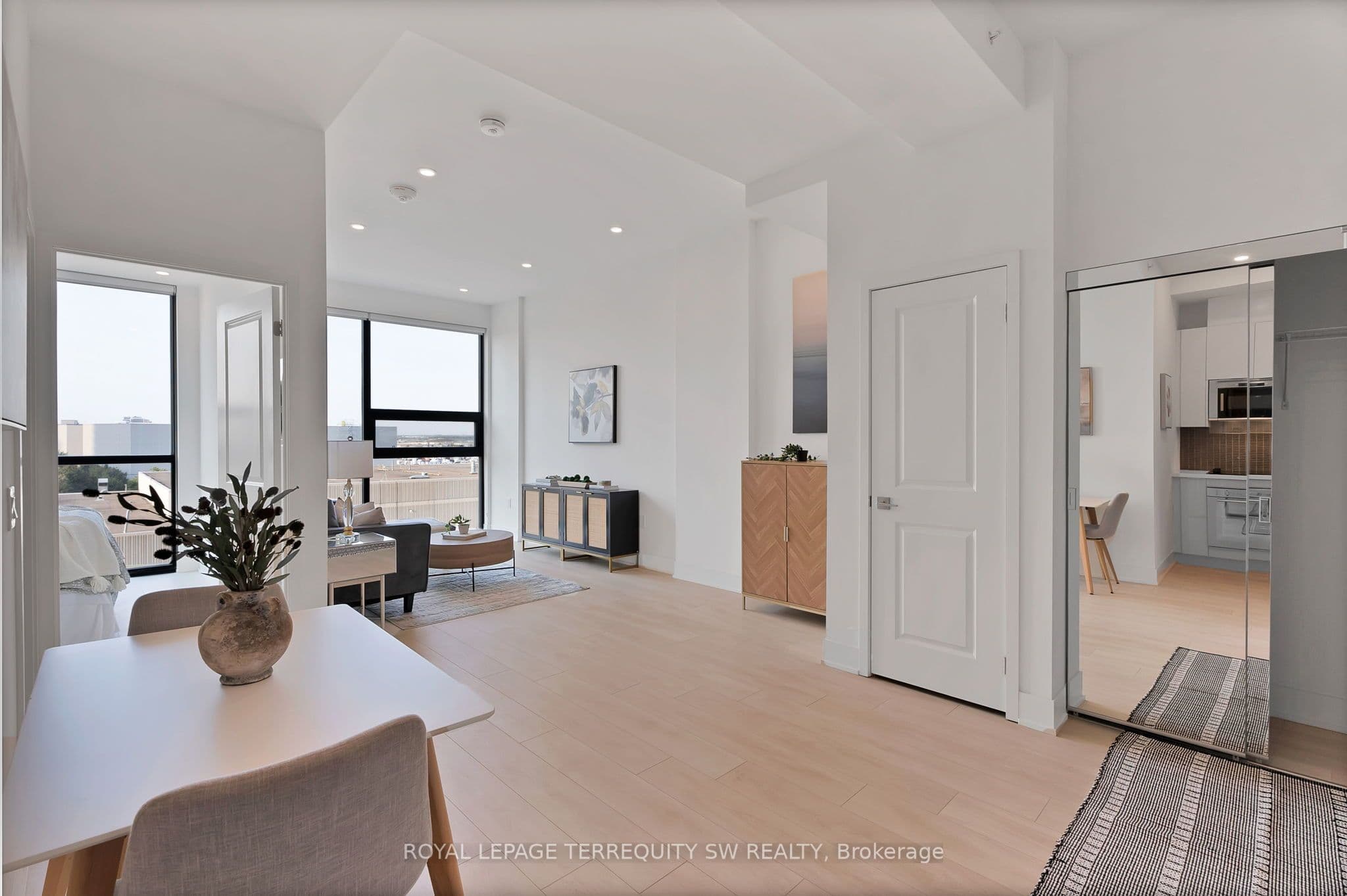 Unit 515 2916 Highway 7 N/A photo 1