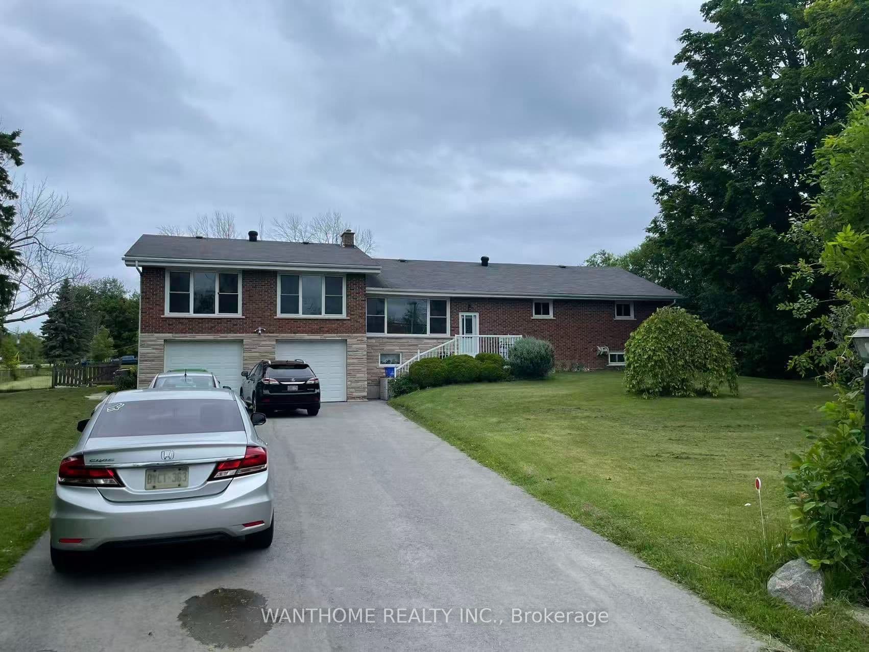 27076 Civic Centre Road photo 1