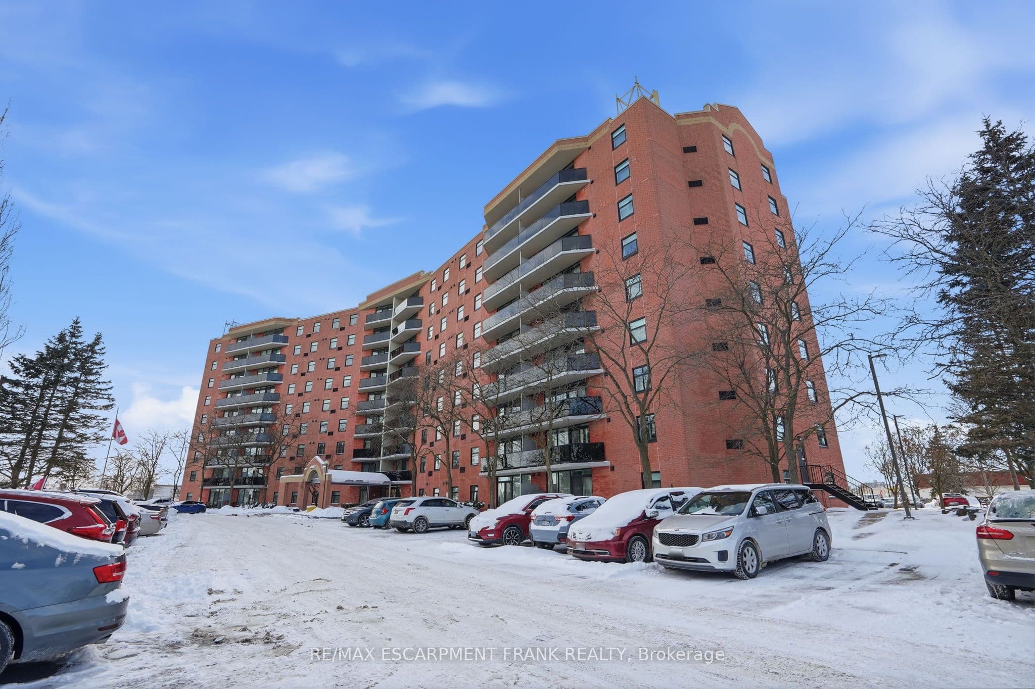 Unit 808 9 Bonheur Court photo 1