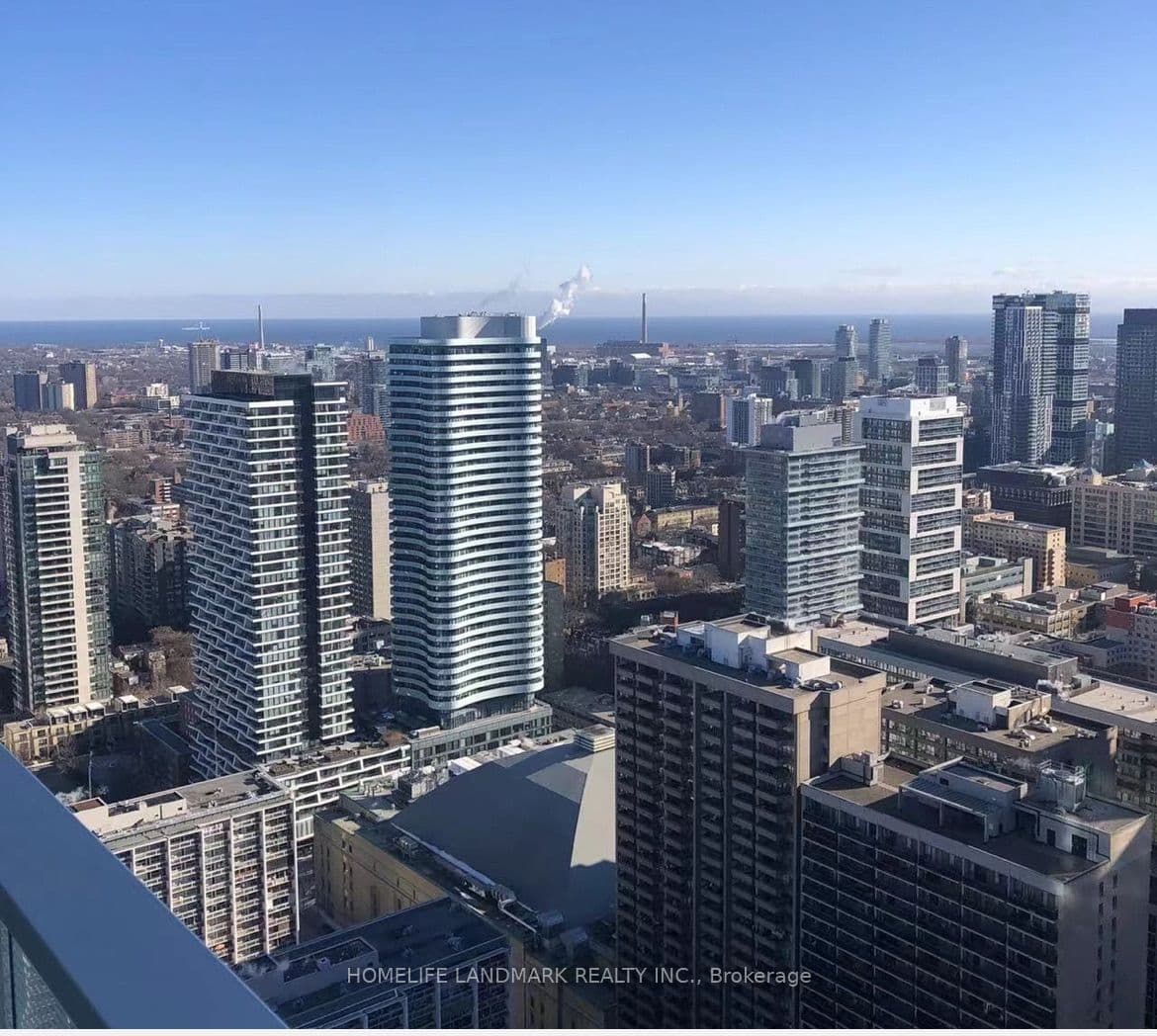 Unit 4410 501 Yonge Street photo 1