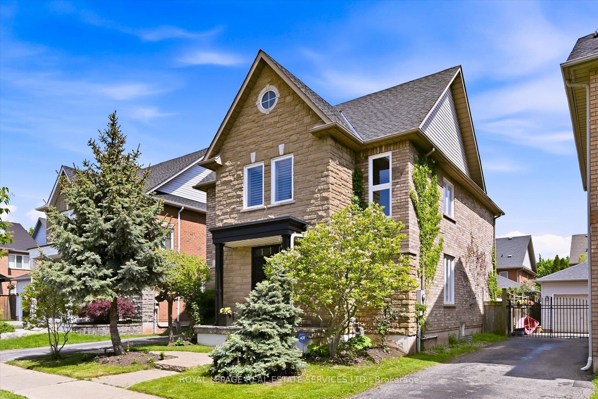 172 River Glen Boulevard photo 1