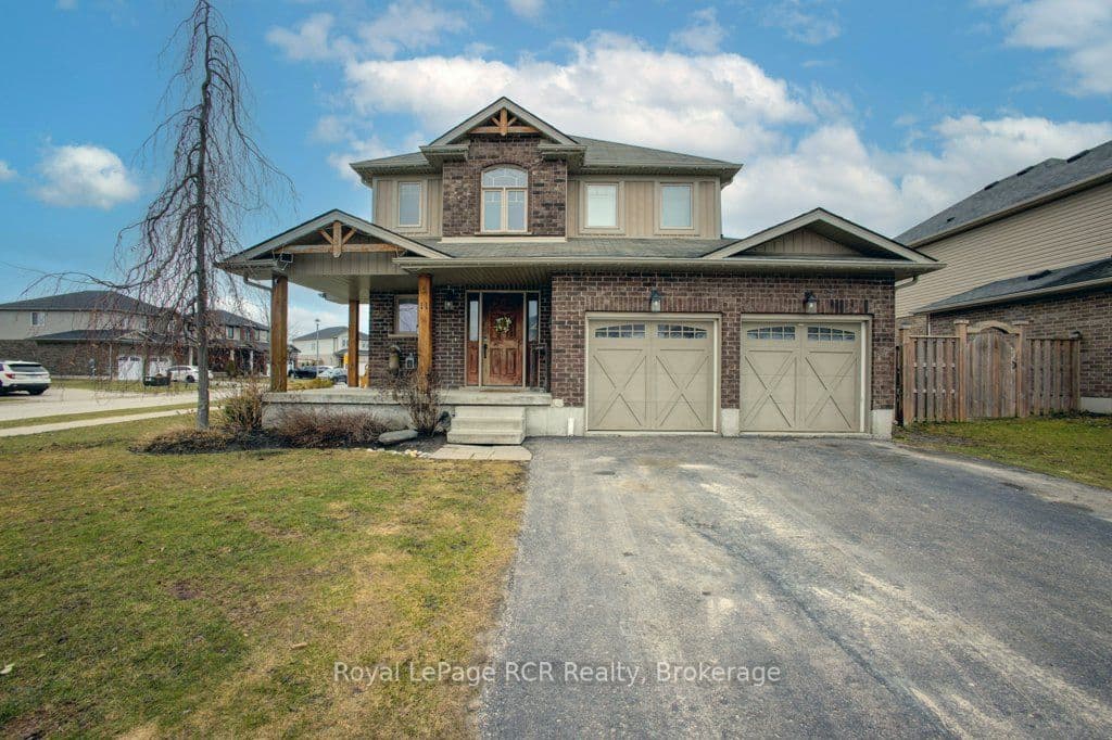 11 Green Street photo 1