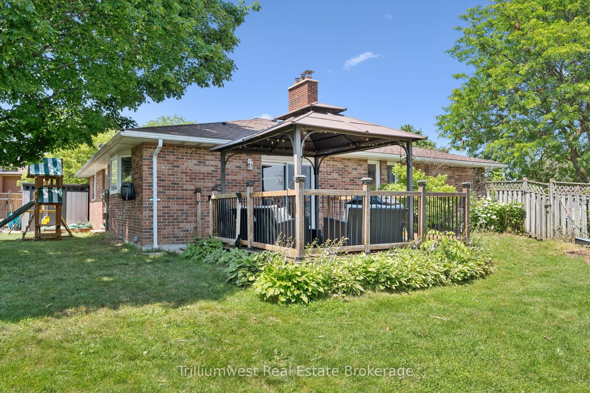 7 Teakwood Place photo 1