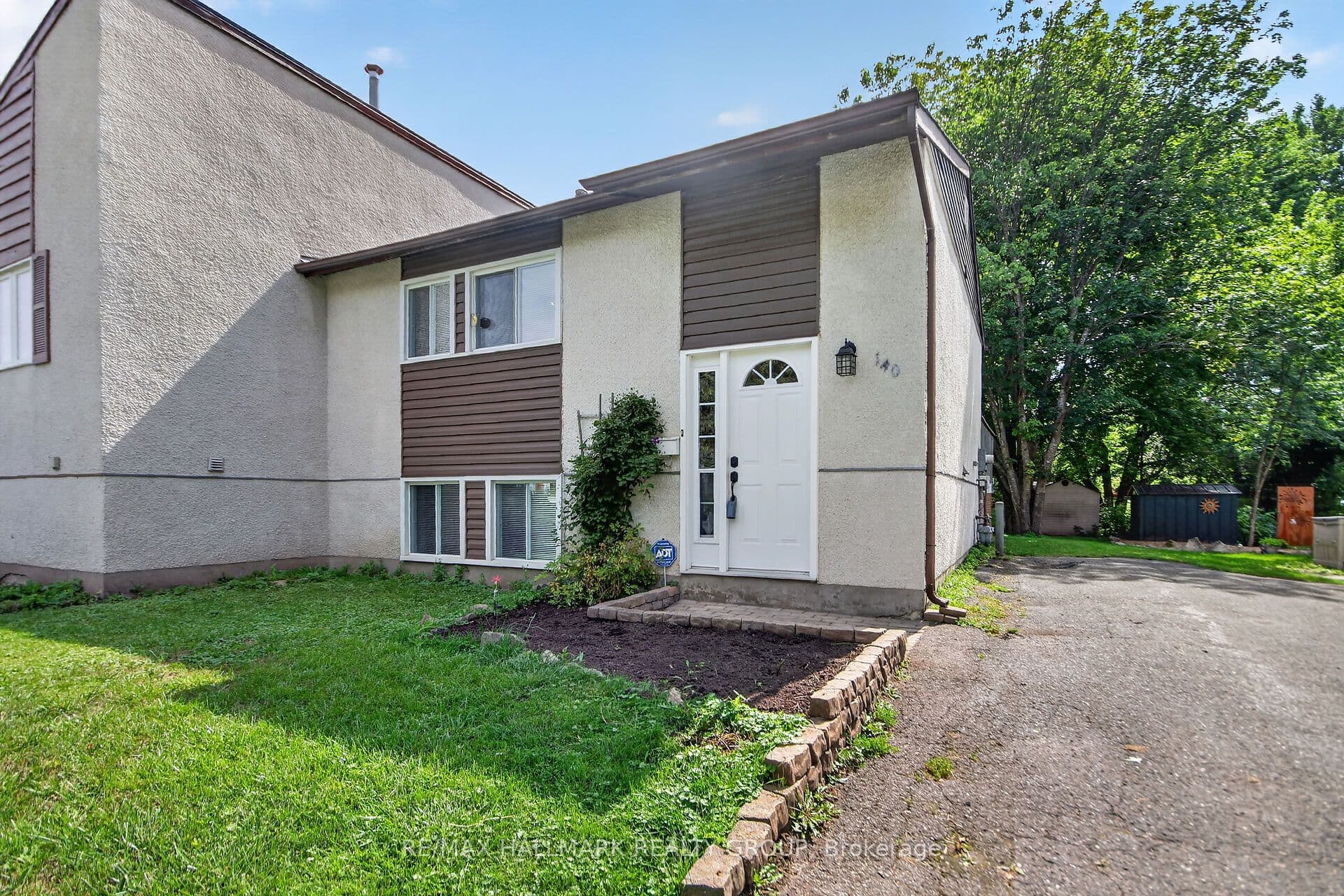 140 Rothesay Drive photo 1